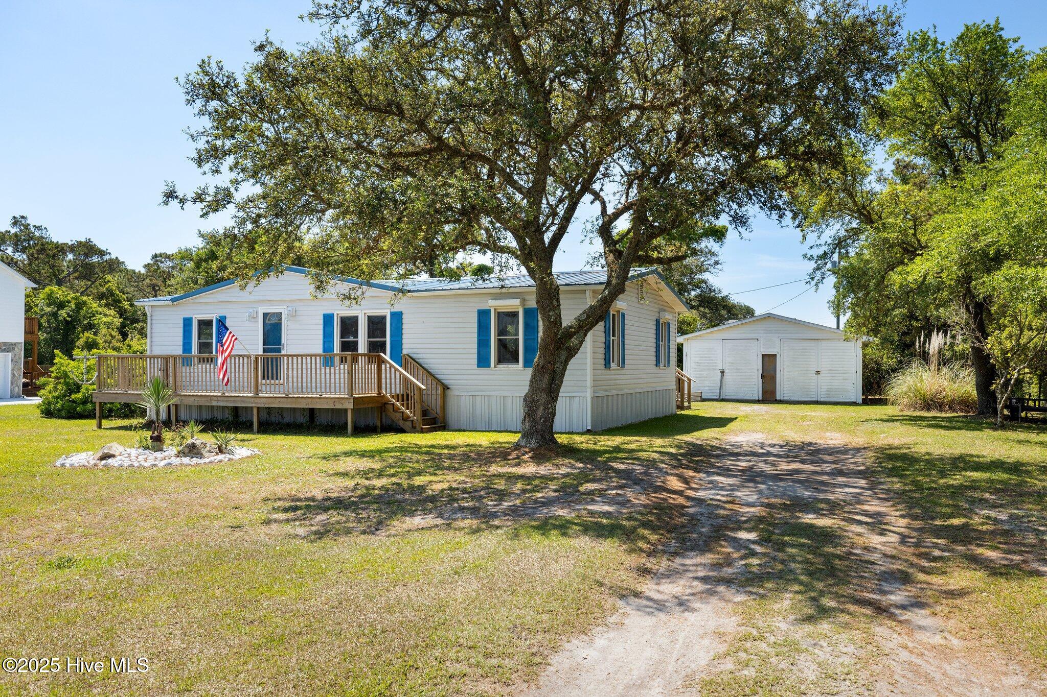 118 Diamond City Drive — photo