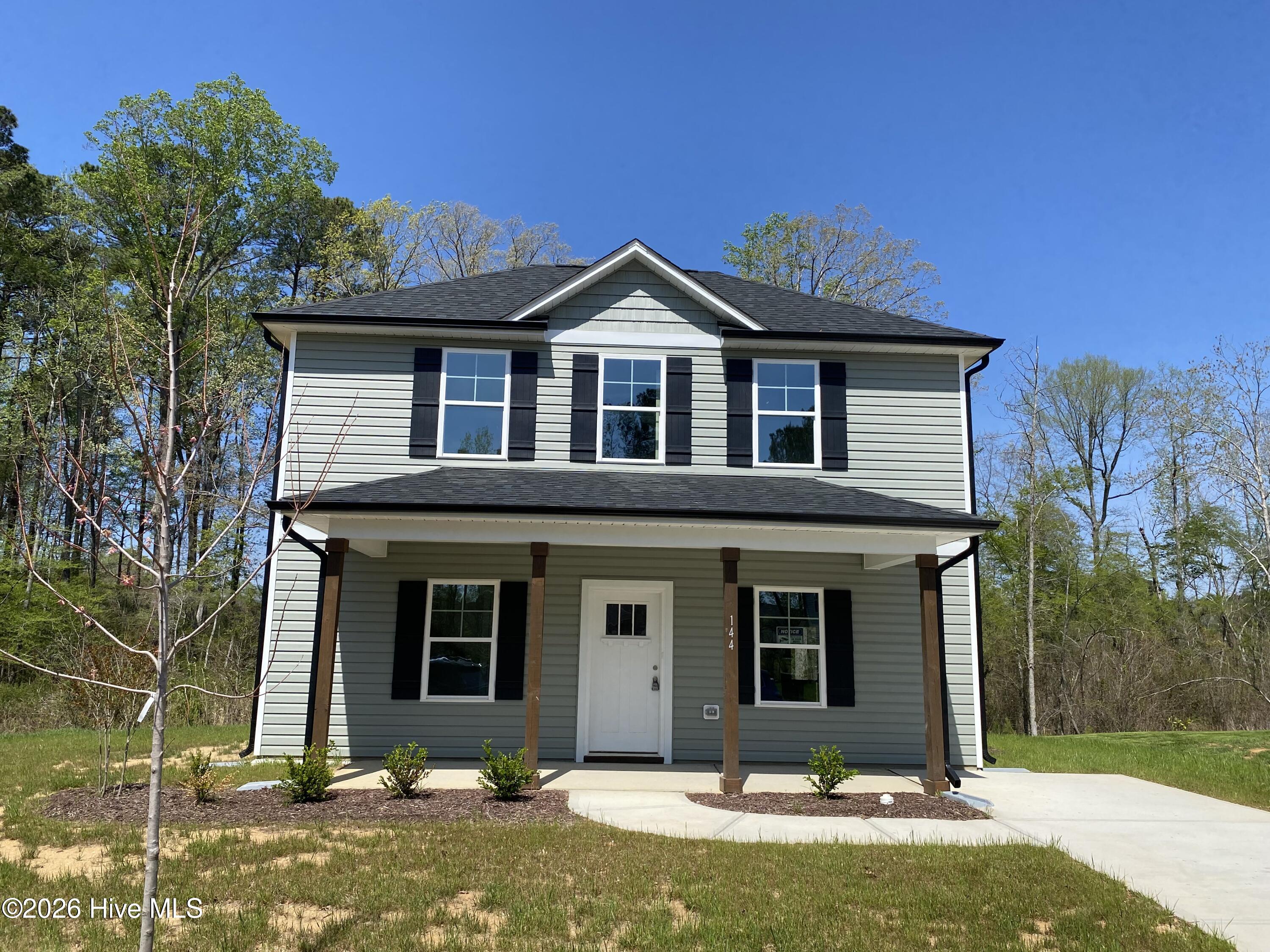 144 Ambergate Court — photo