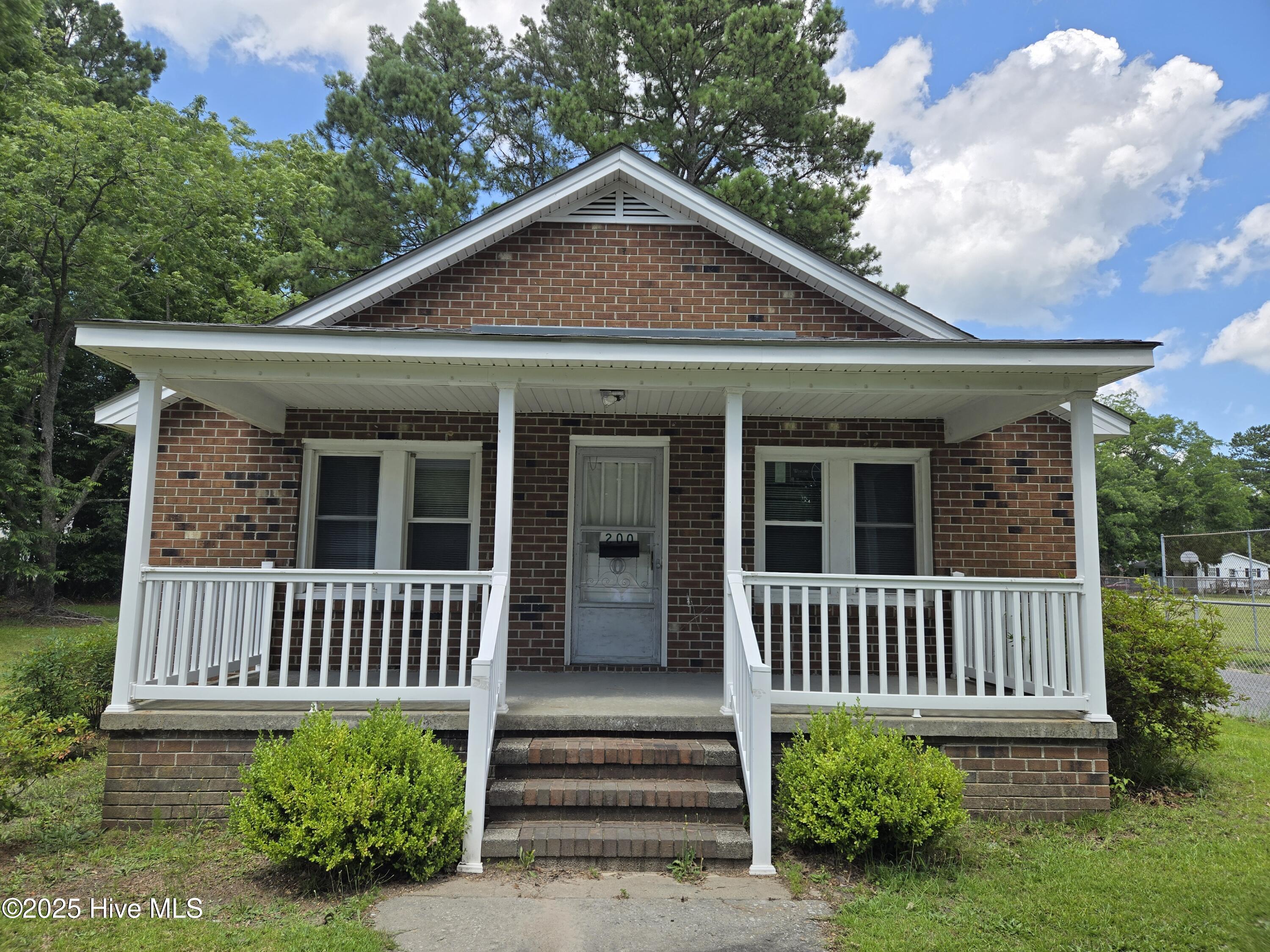 200 Martin Street — photo