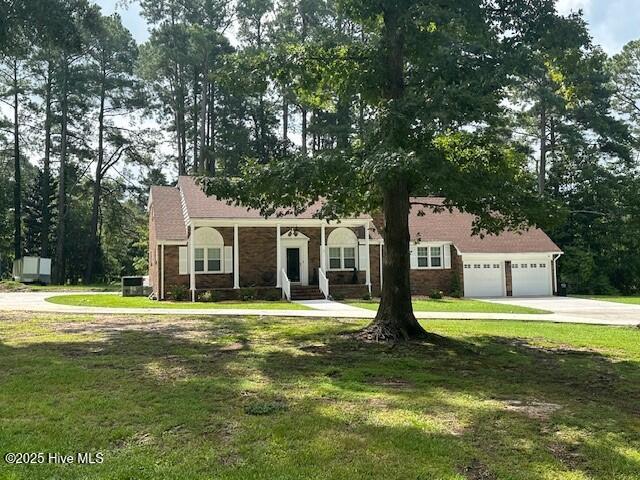 212 Mclean Street — photo