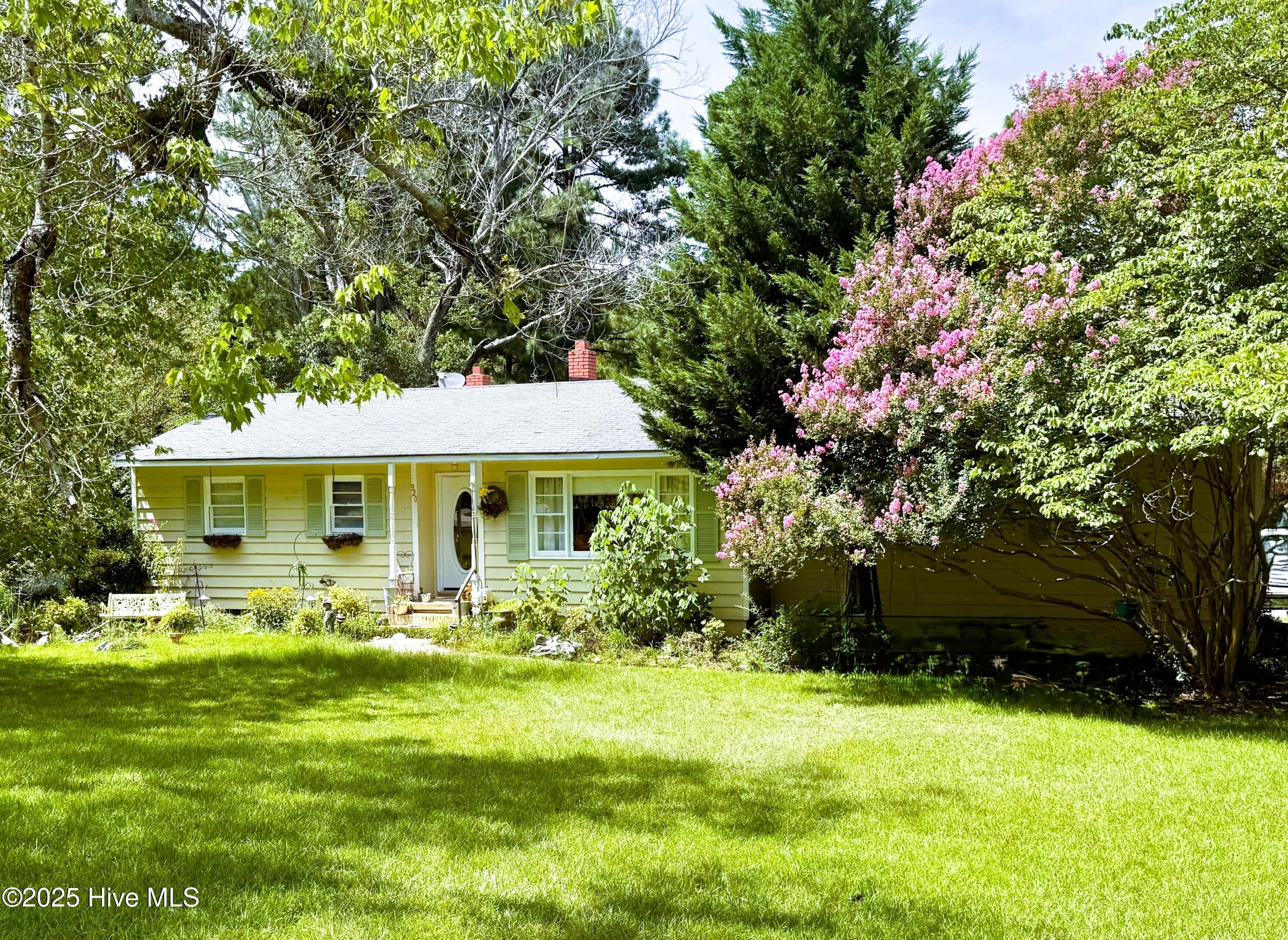 320 Aiken Road — photo