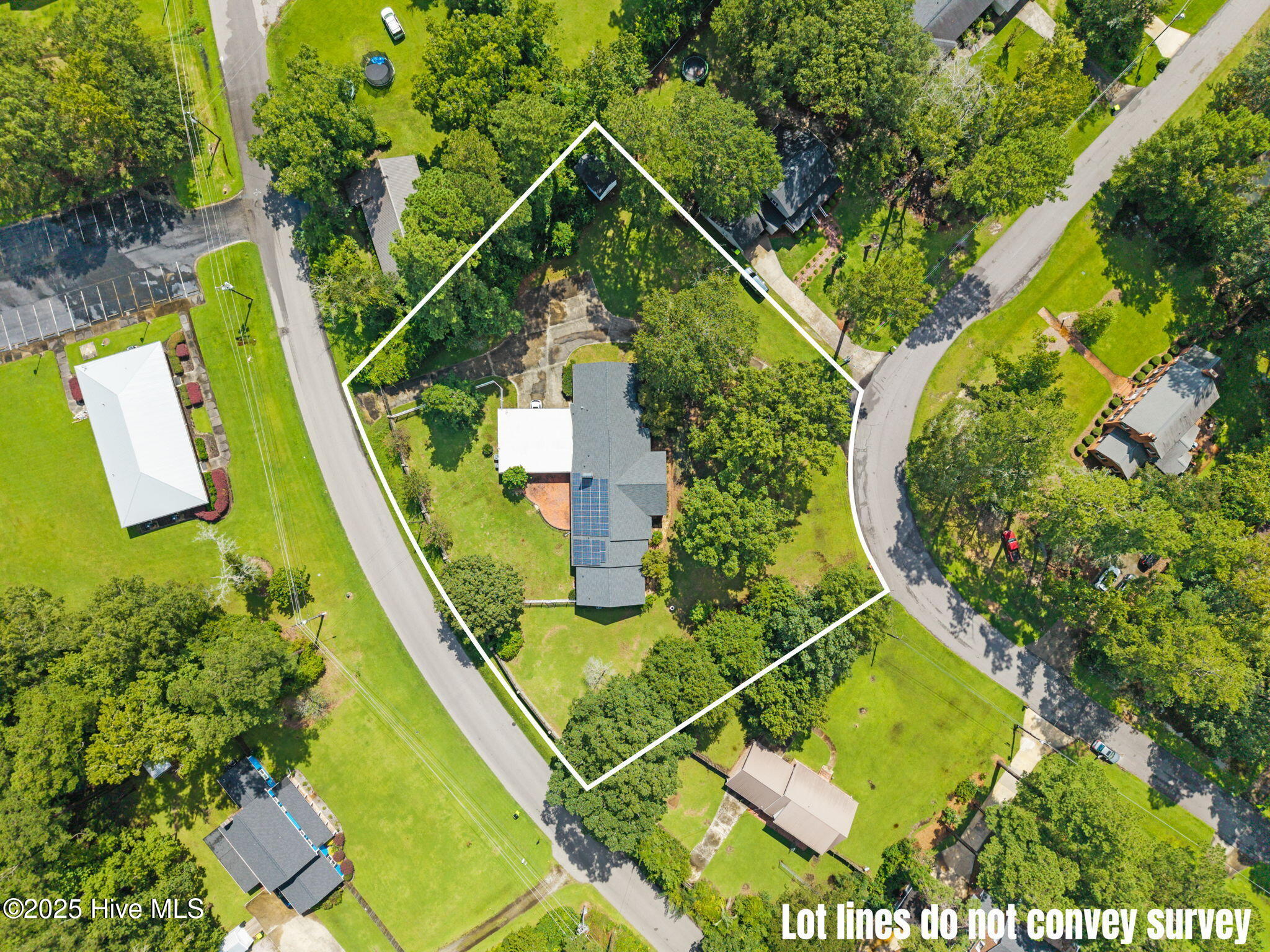 518 Edgewood Circle — photo