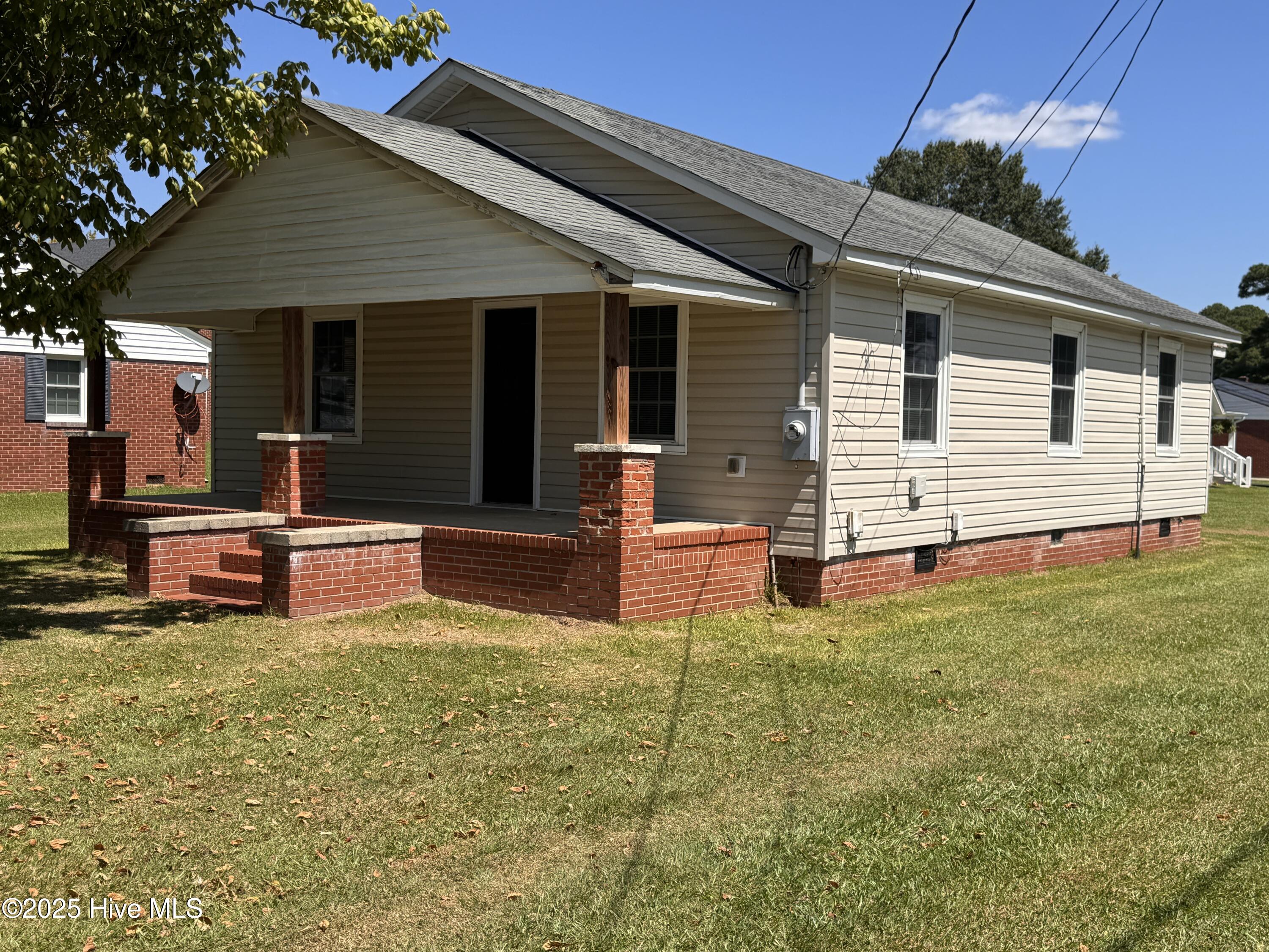 107 S Mccaskey Road — photo