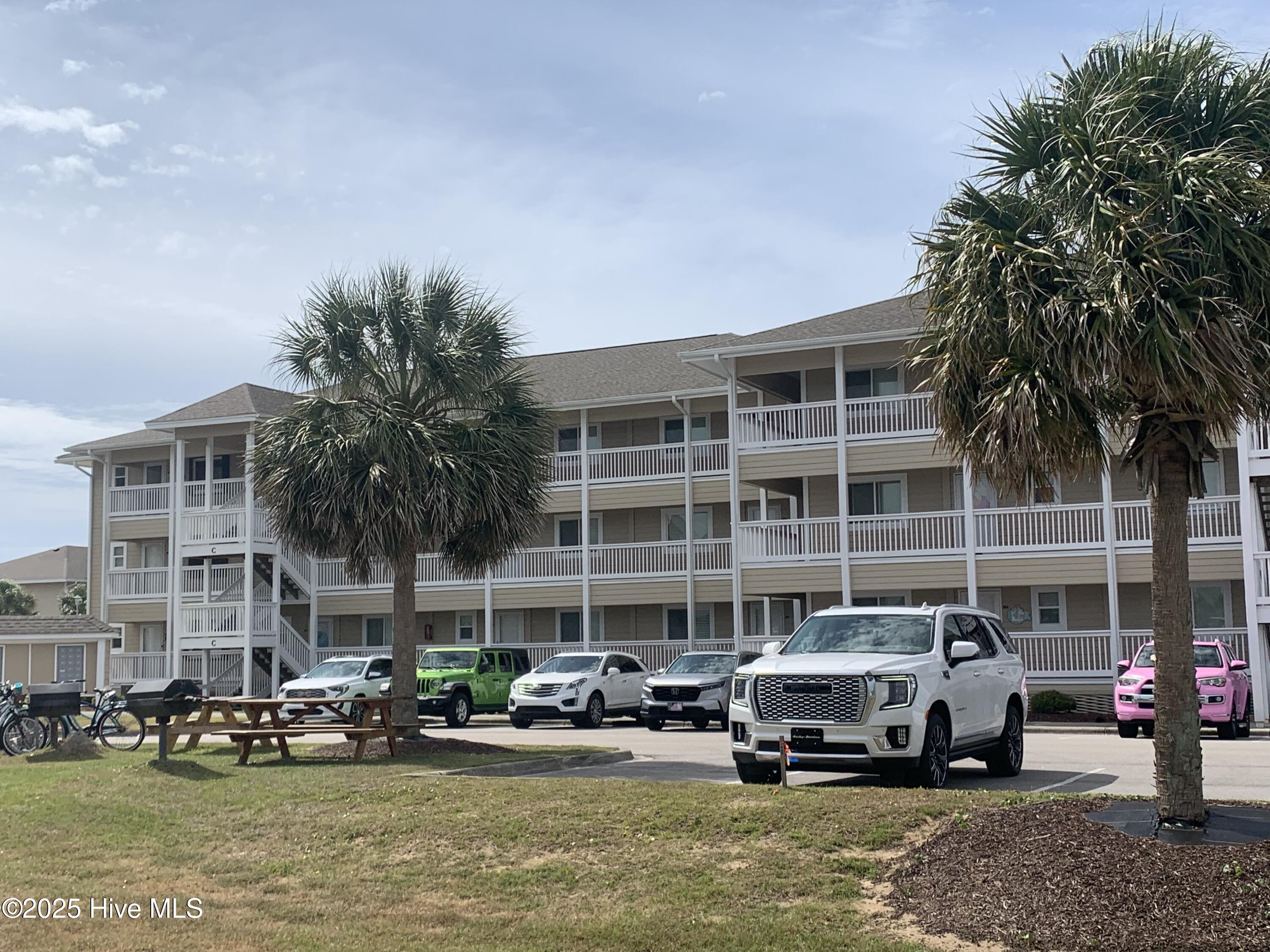 650 Cedar Point Boulevard C 31 — photo