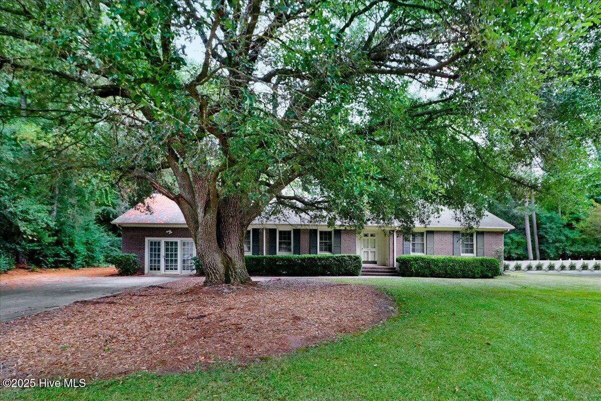 2407 Sparre Drive — photo