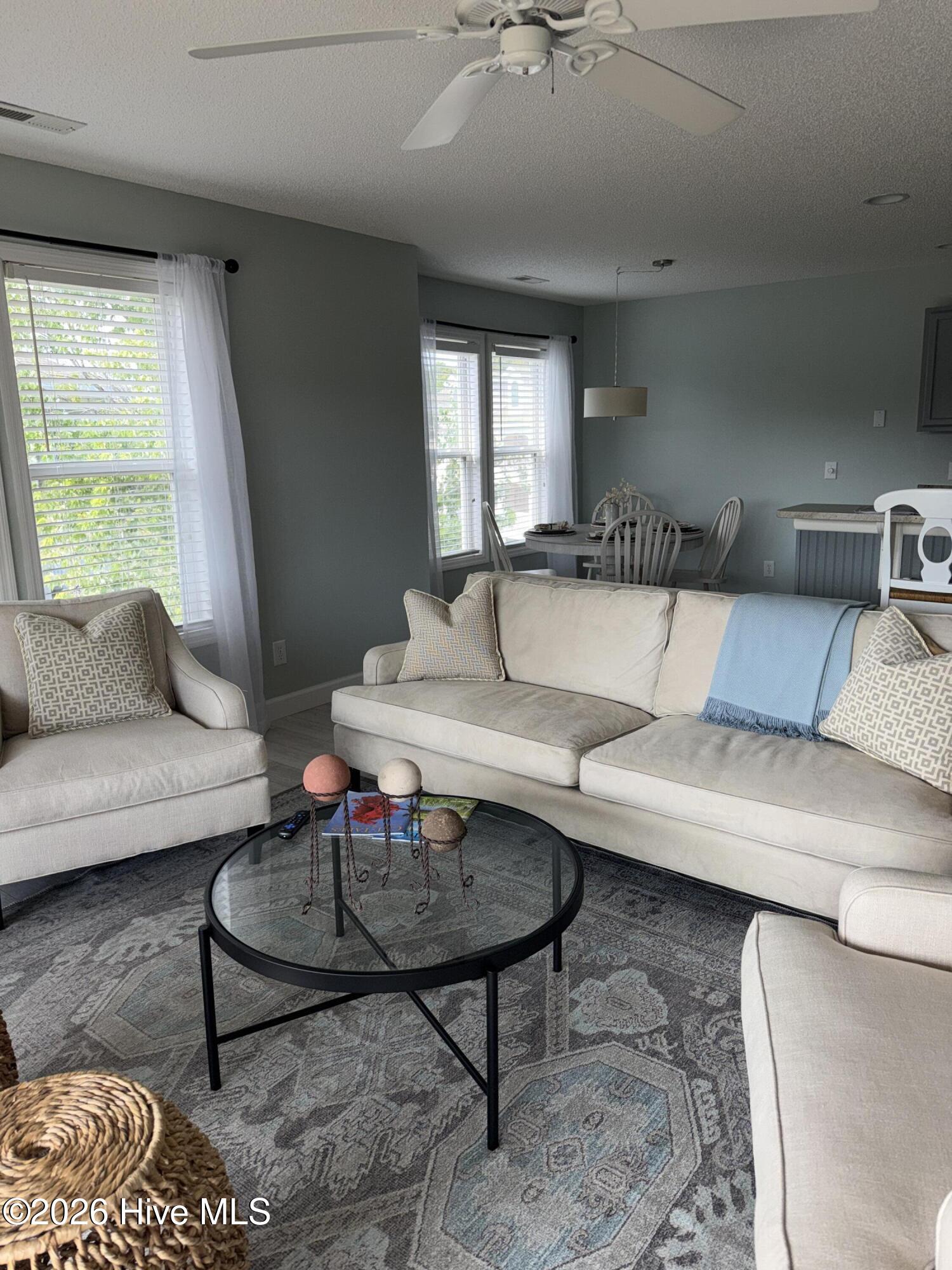 3350 Club Villas Drive 806 — photo