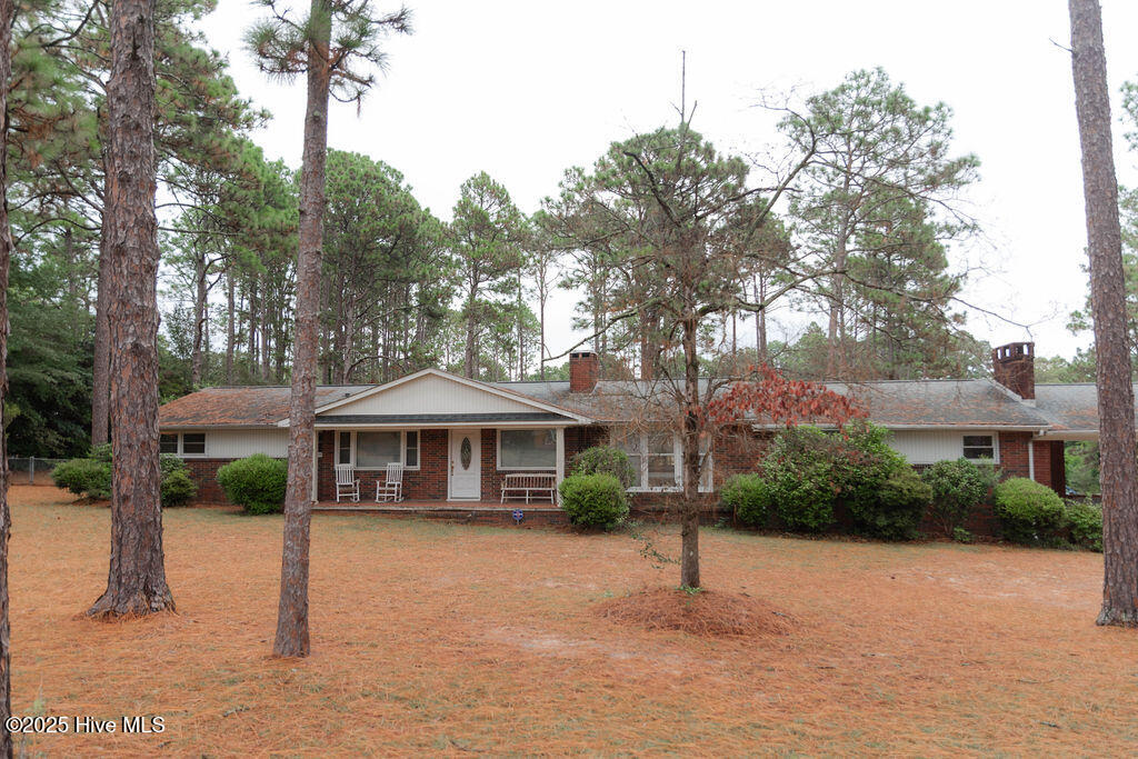 303 Dogwood Lane — photo