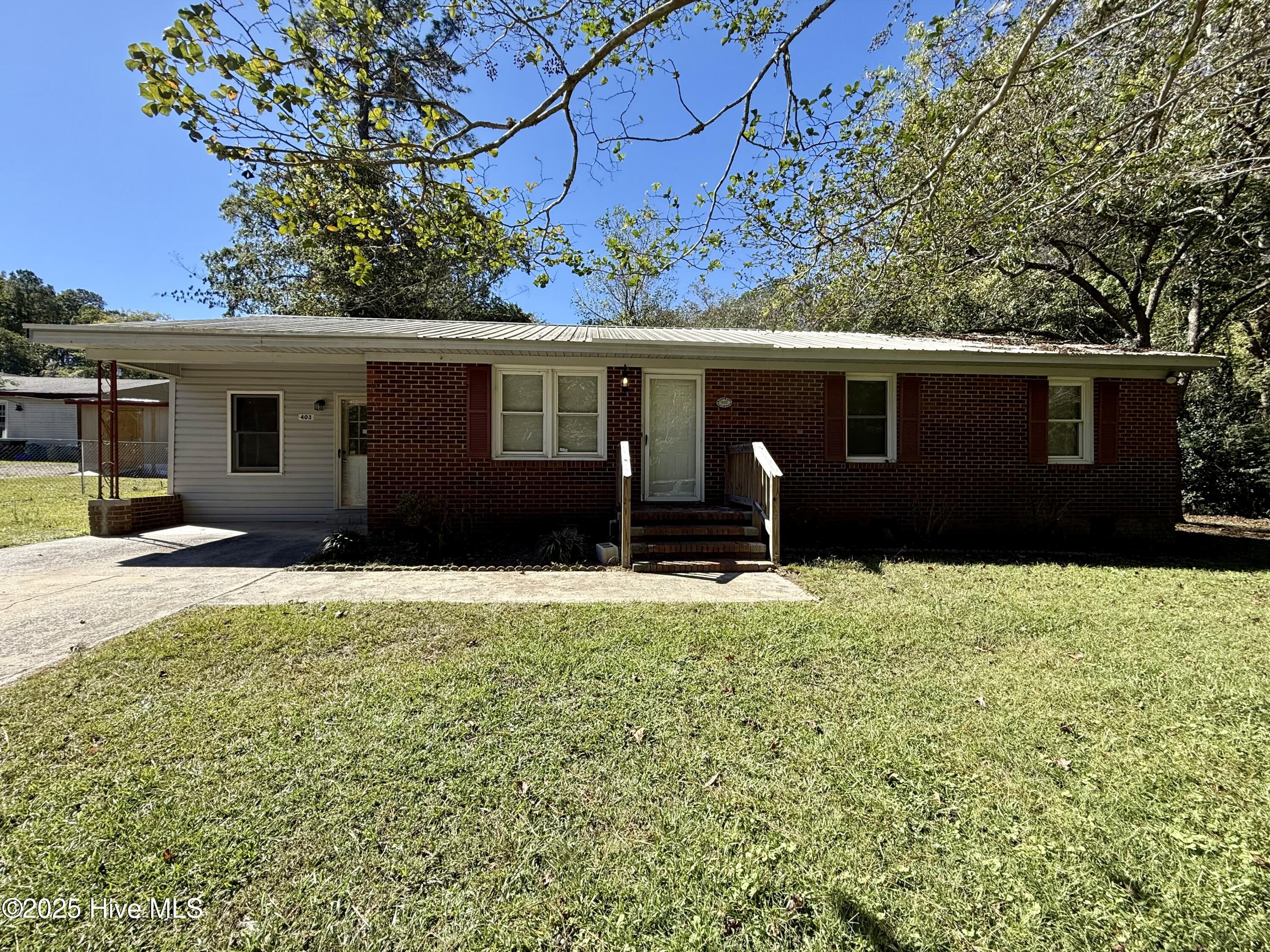 403 Henderson Street — photo