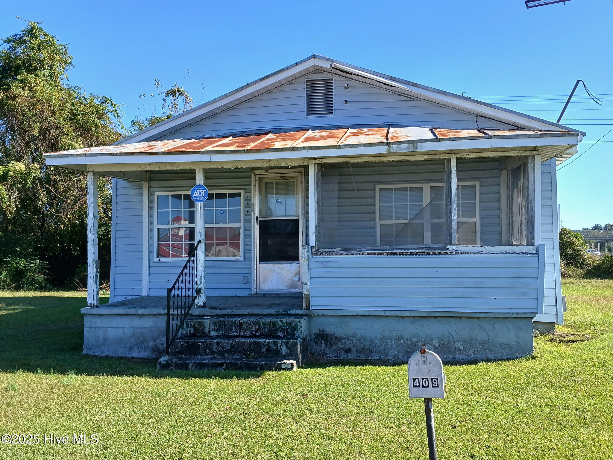 409 Plum Street — photo