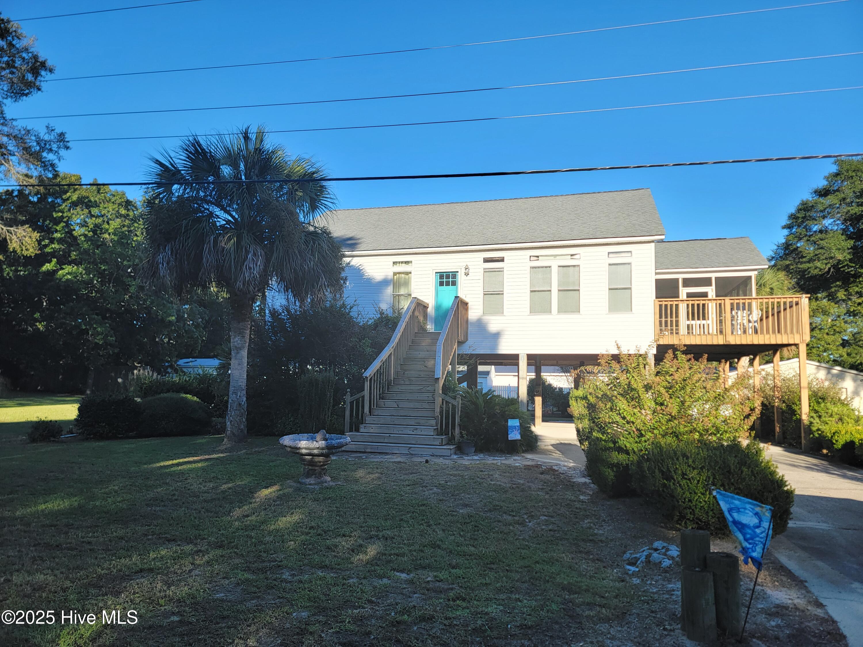 1871 Ocean View Drive SW — photo