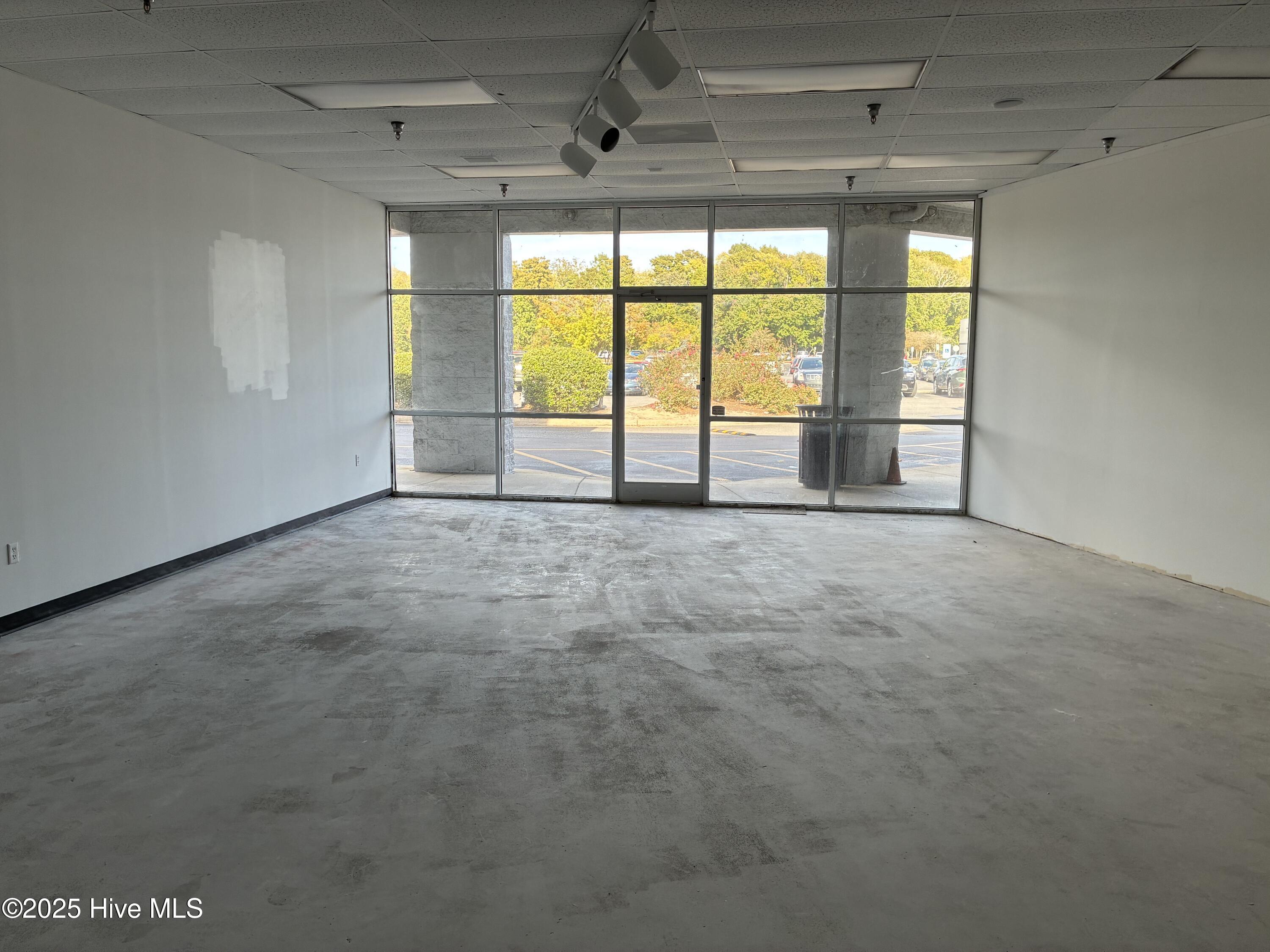 1855 W Ehringhaus Street — photo