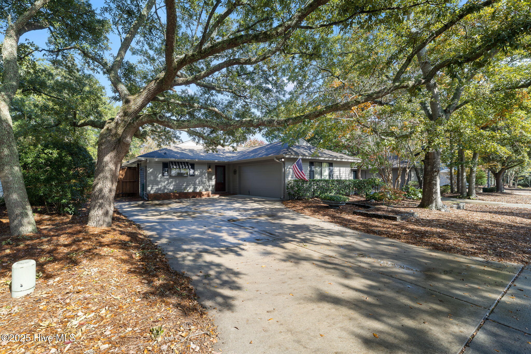 1305 Two Mile Circle E — photo