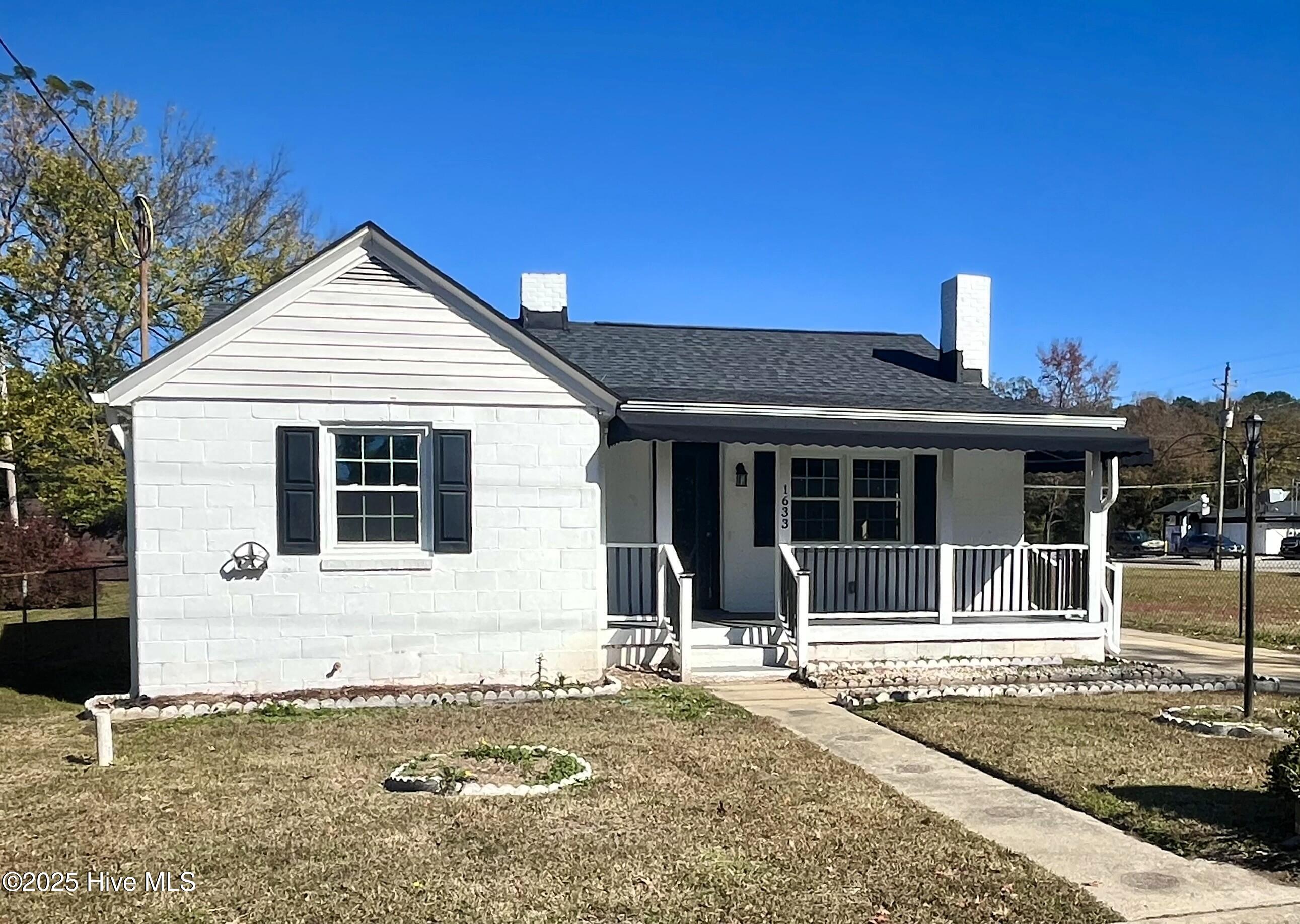 1633 Freeman Street SE — photo