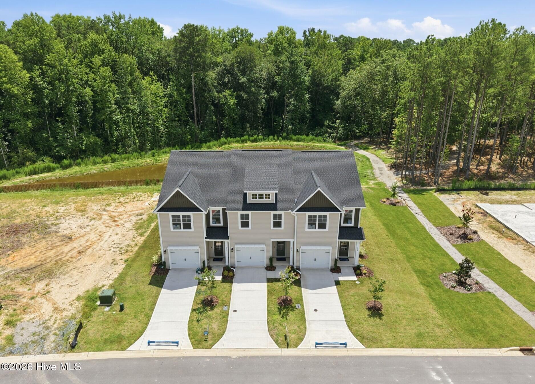 232 Elijah Way 8 — photo
