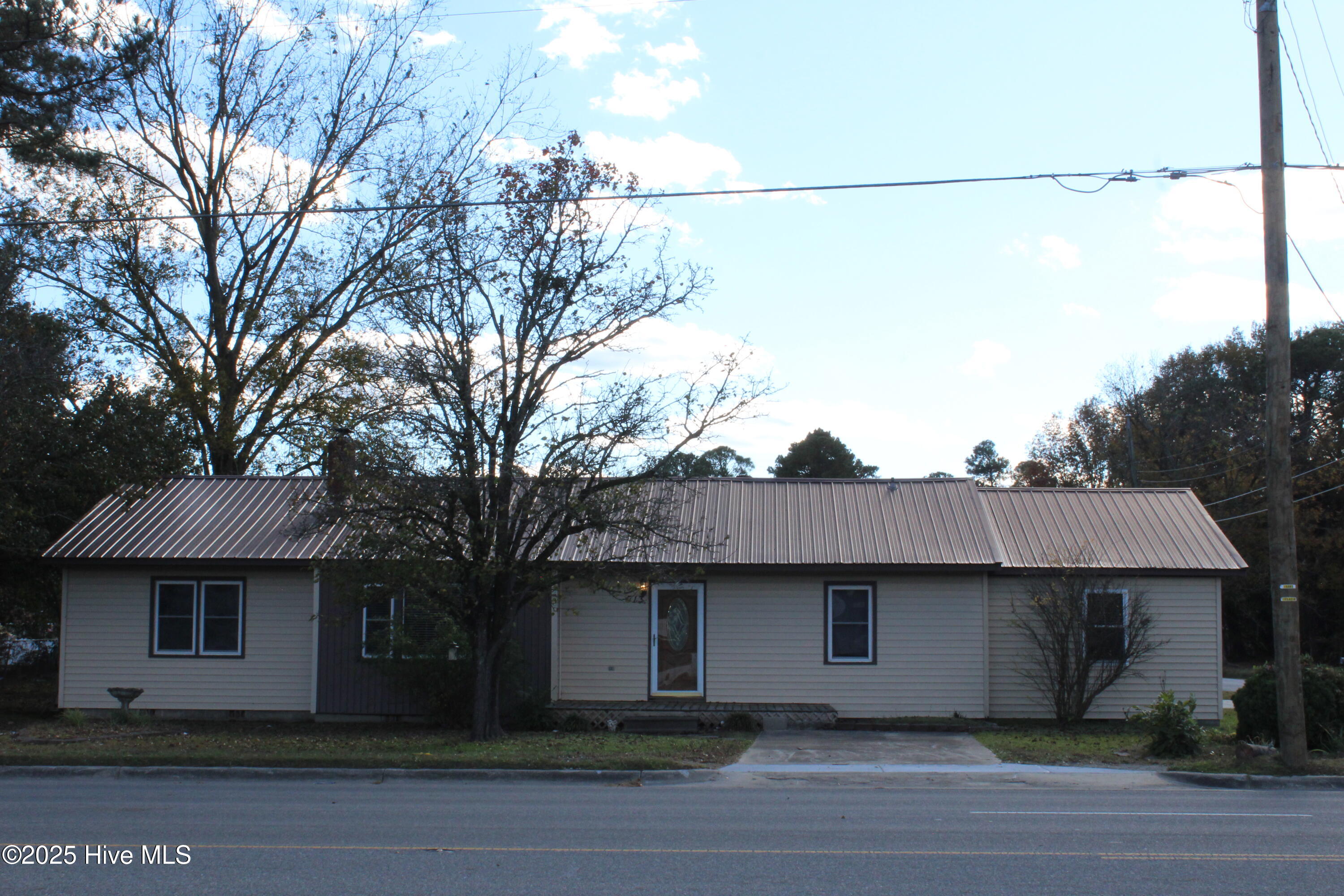 513 W Main Street — photo