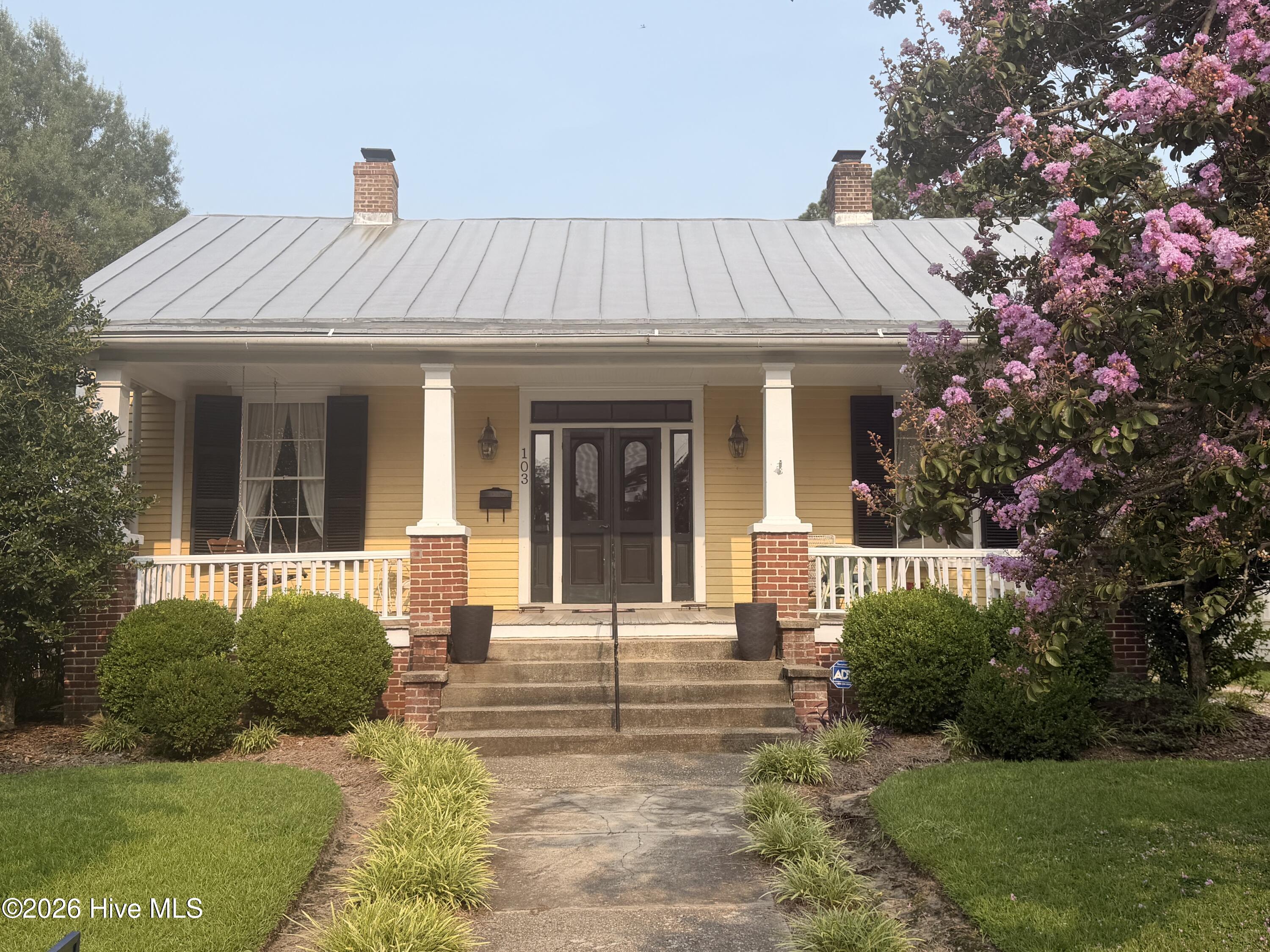 103 S Moseley Street — photo