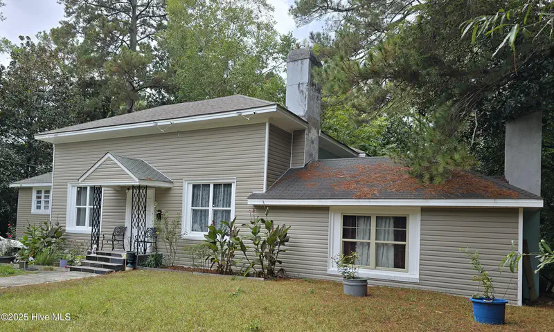 1014 N Independence Street — photo