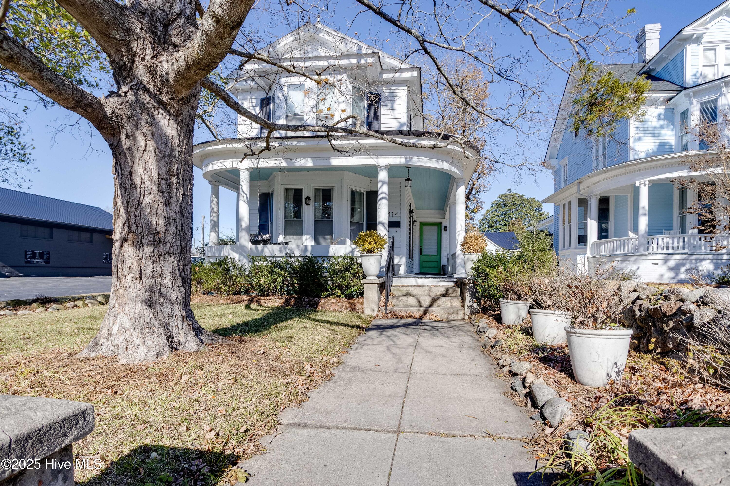 414 W Main Street — photo