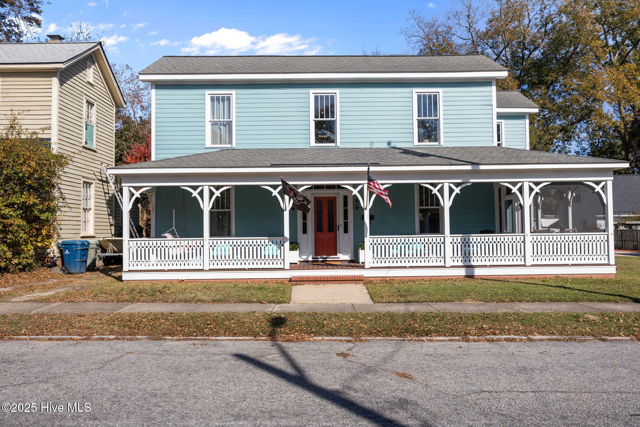 612 E Main Street — photo