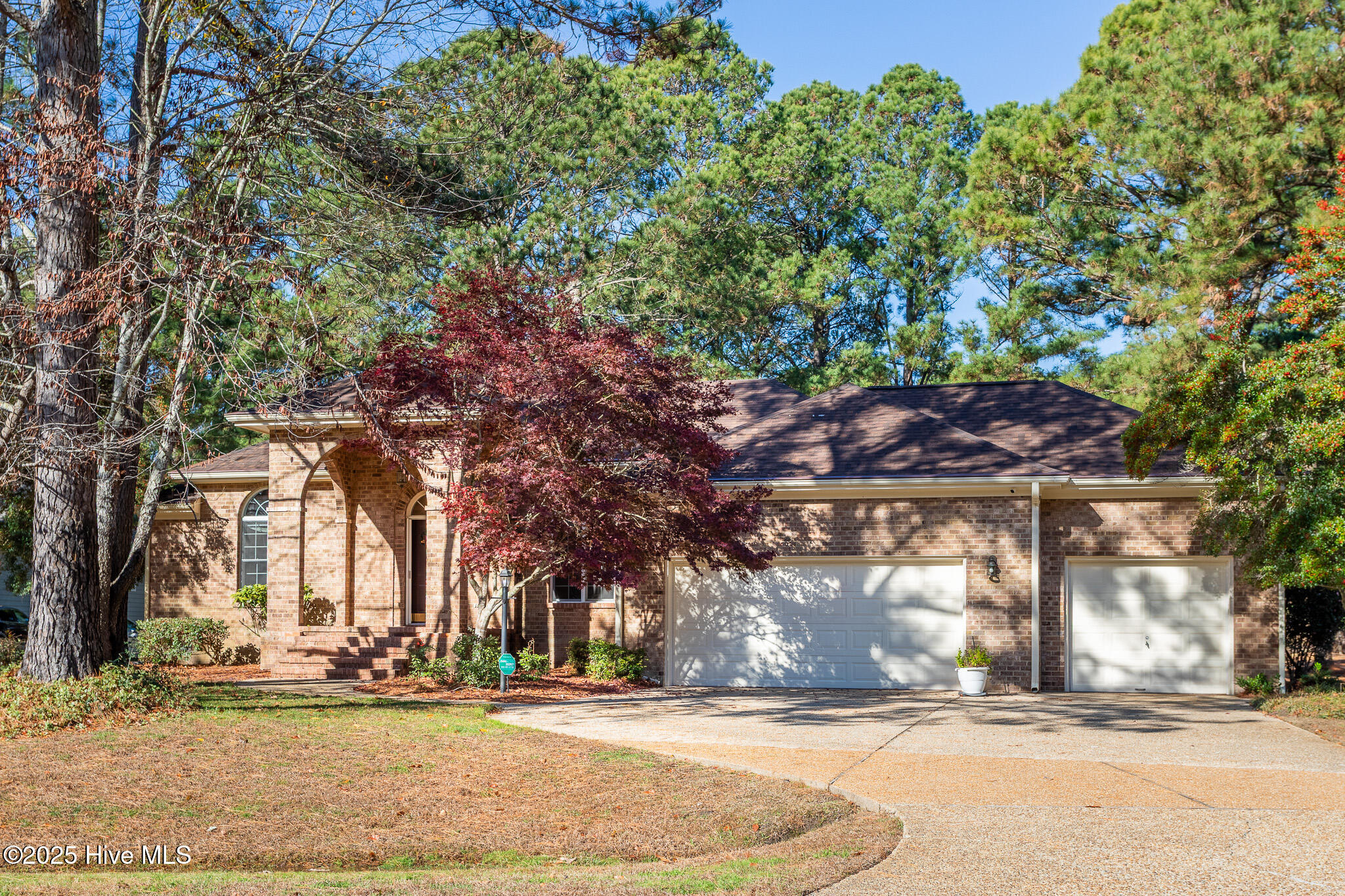 122 Waccamaw Drive — photo