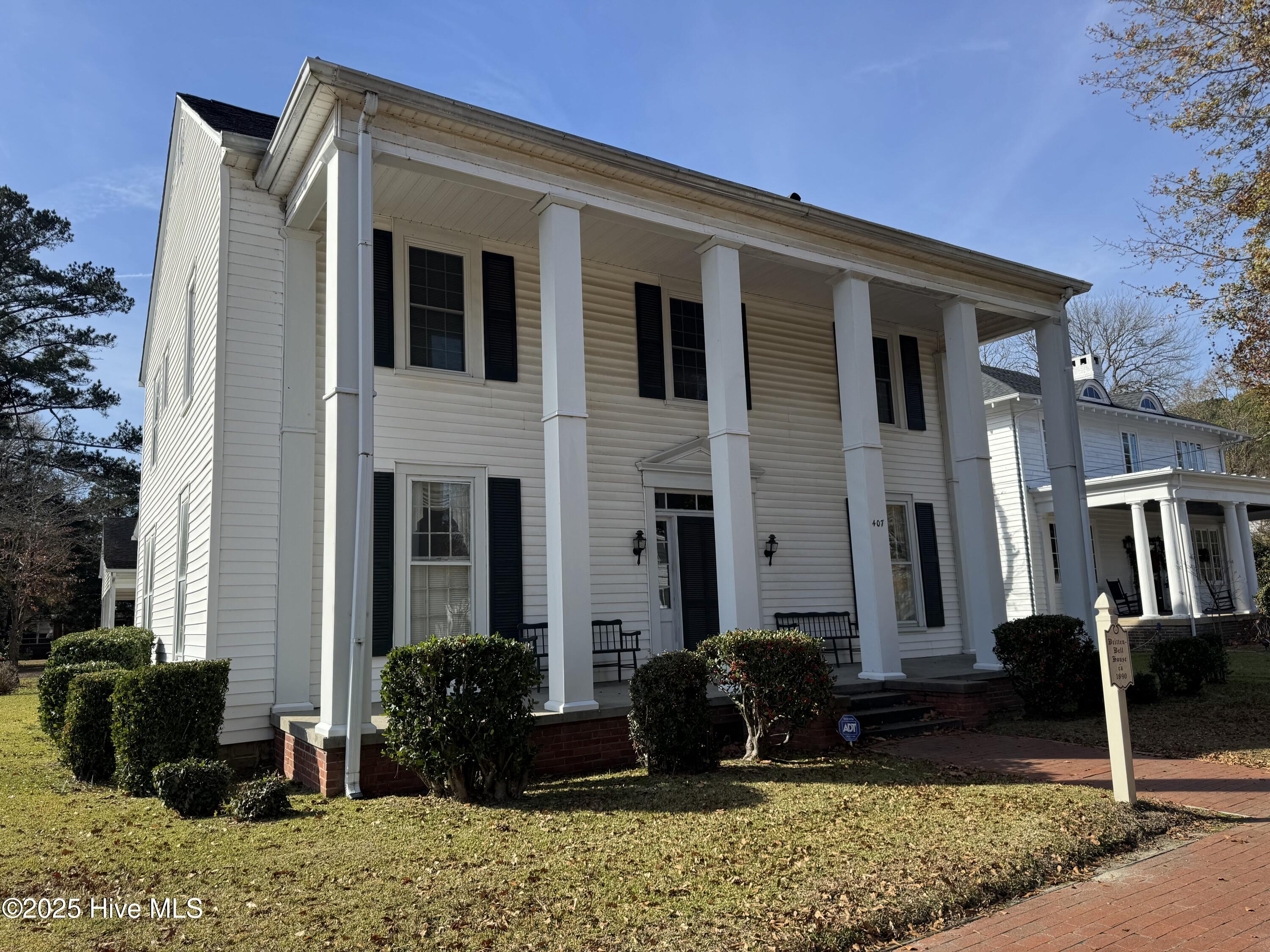 407 S King Street — photo