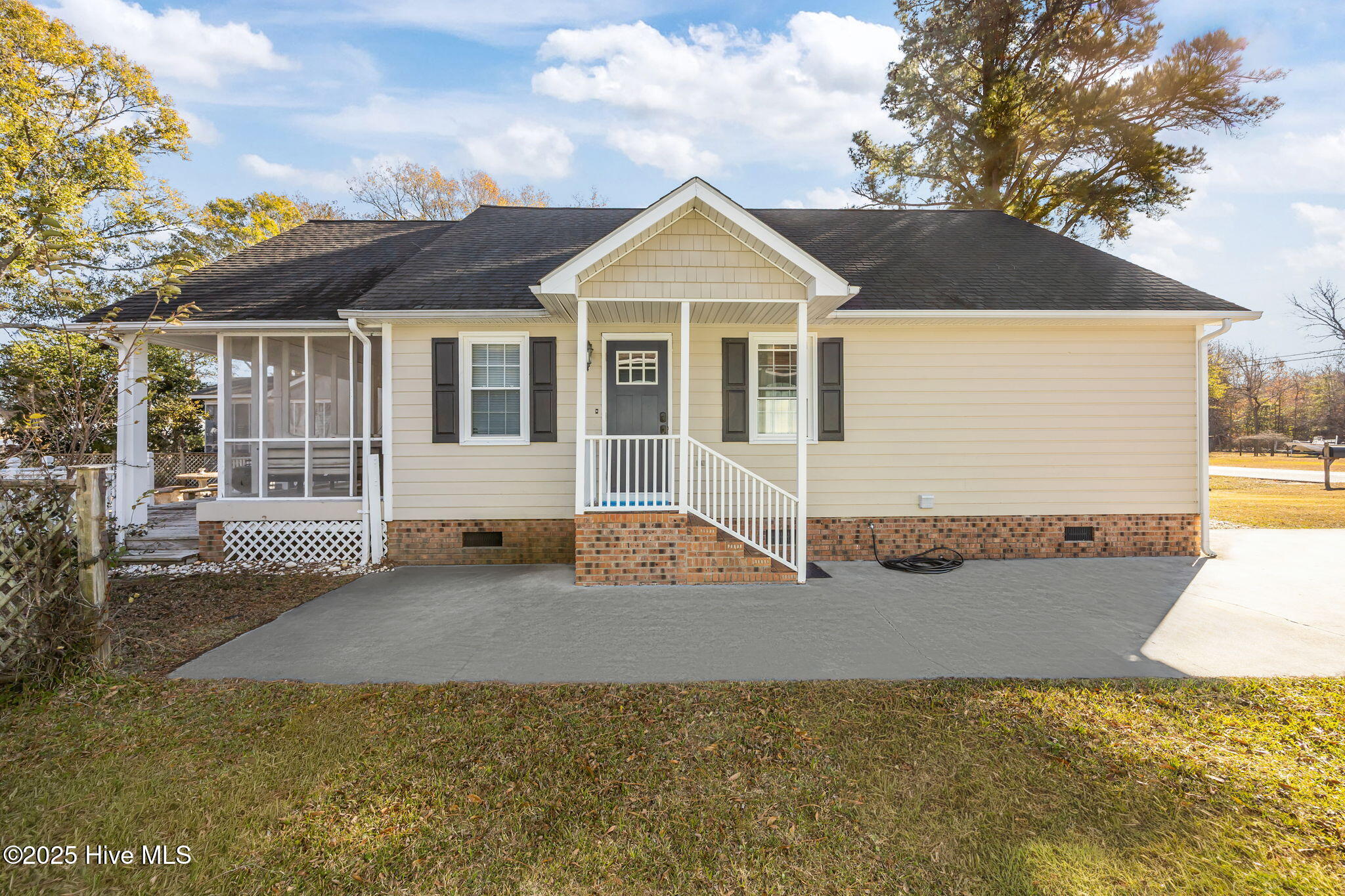2517 Waccamaw Shores Road — photo