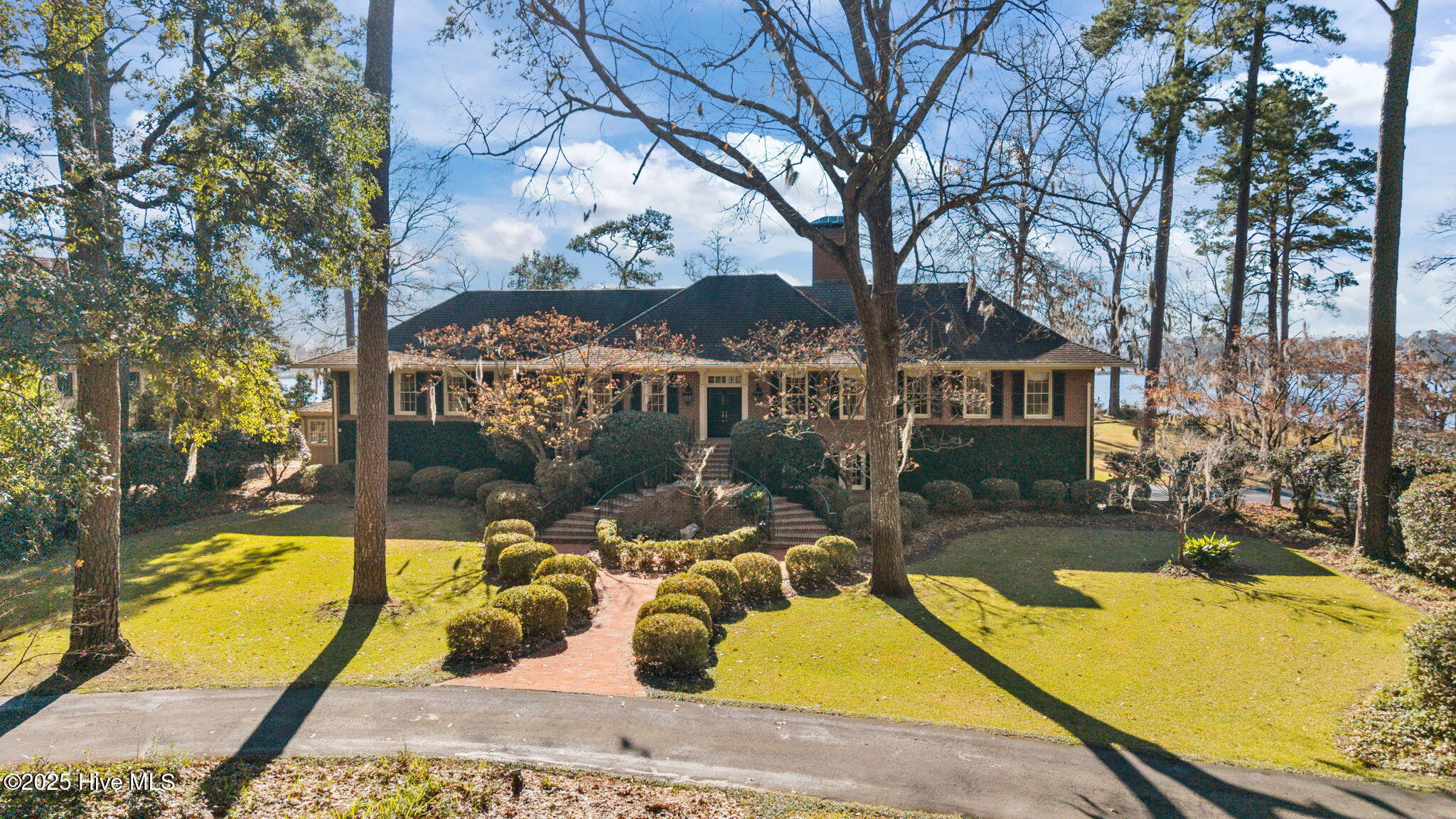 5003 Trent Woods Drive — photo