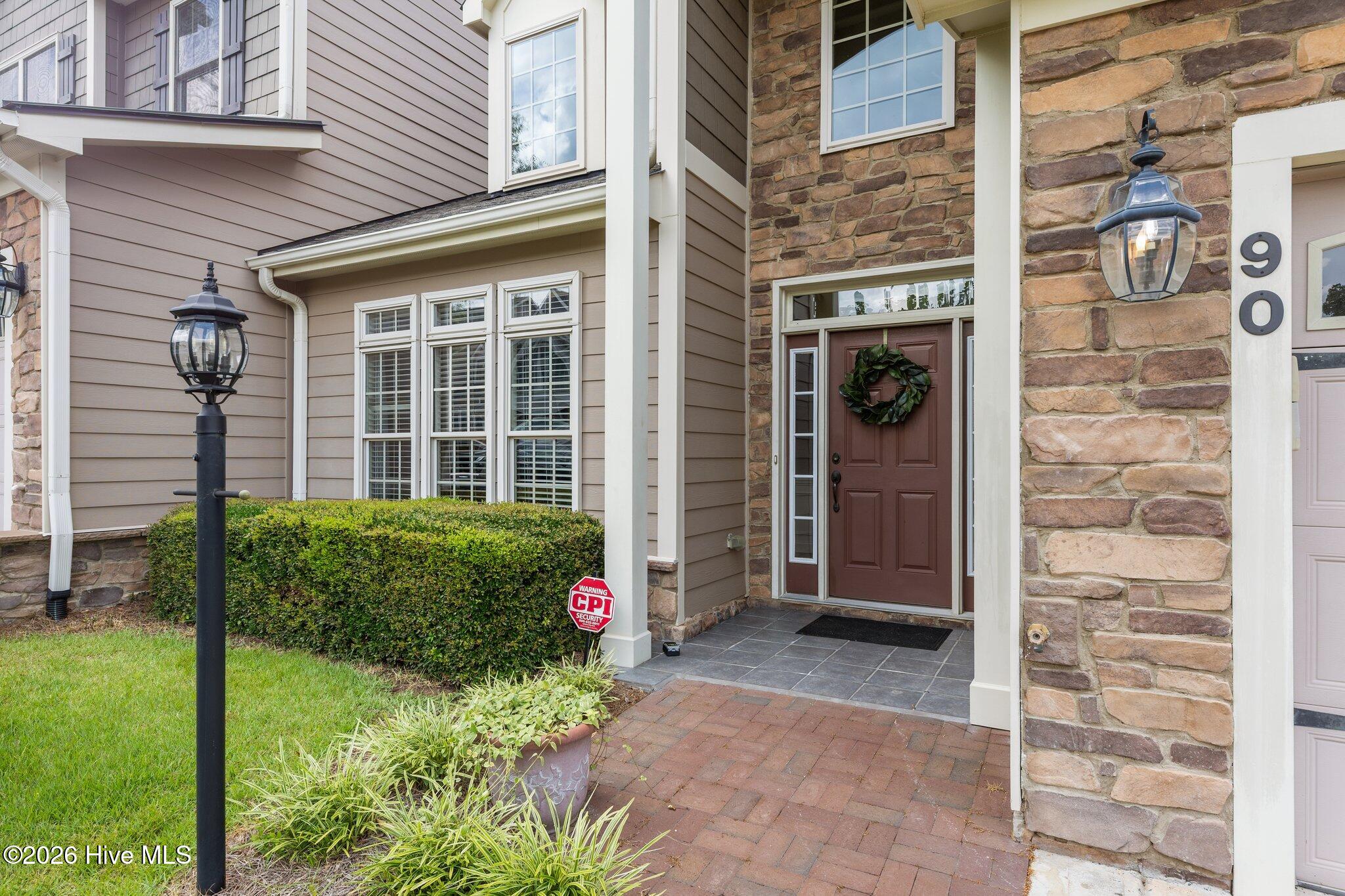 90 Shadow Creek Court — photo