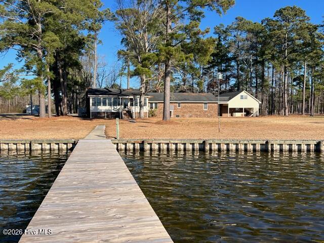 651 Smith Shore Road — photo