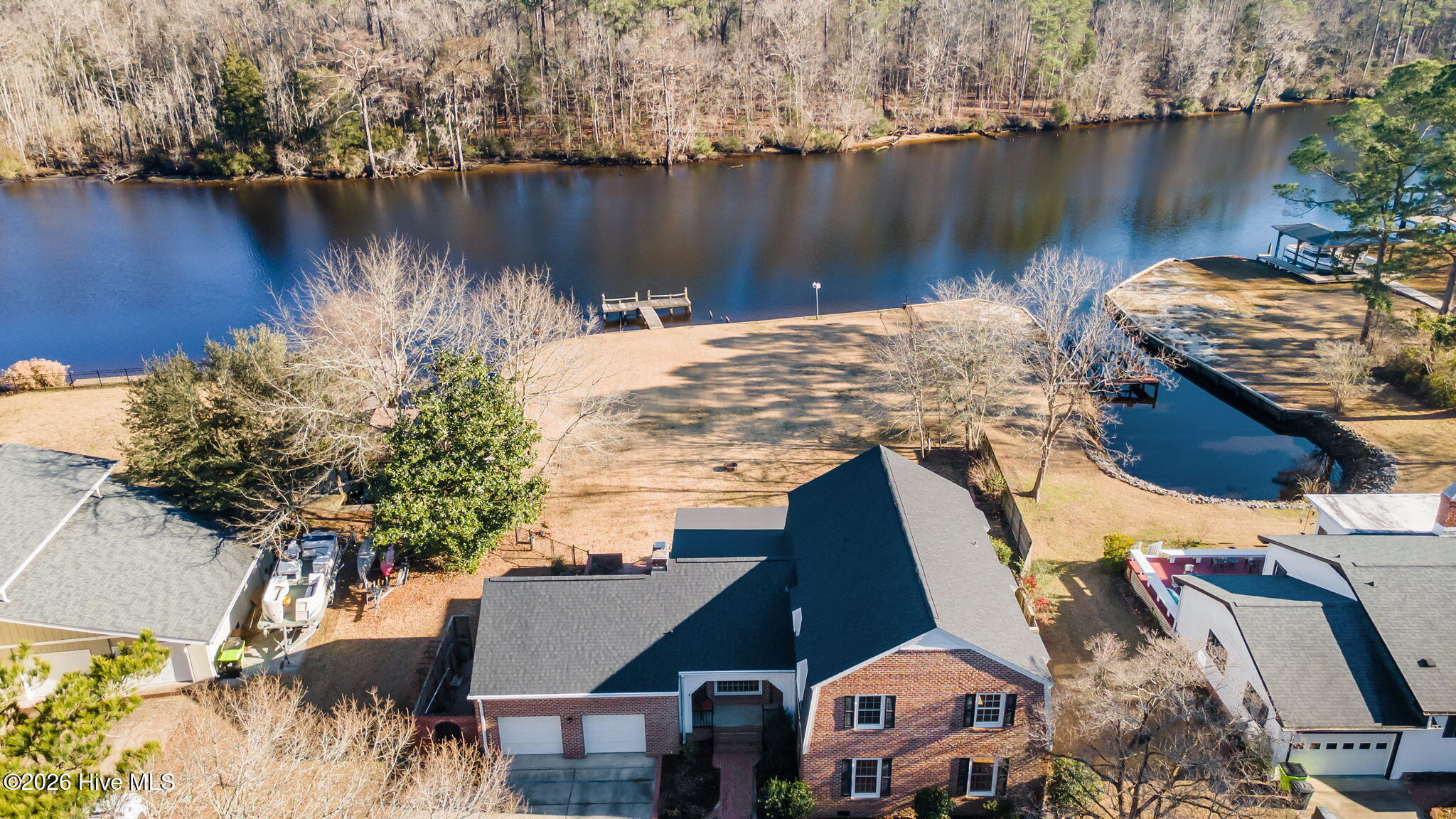 236 Shoreline Drive — photo