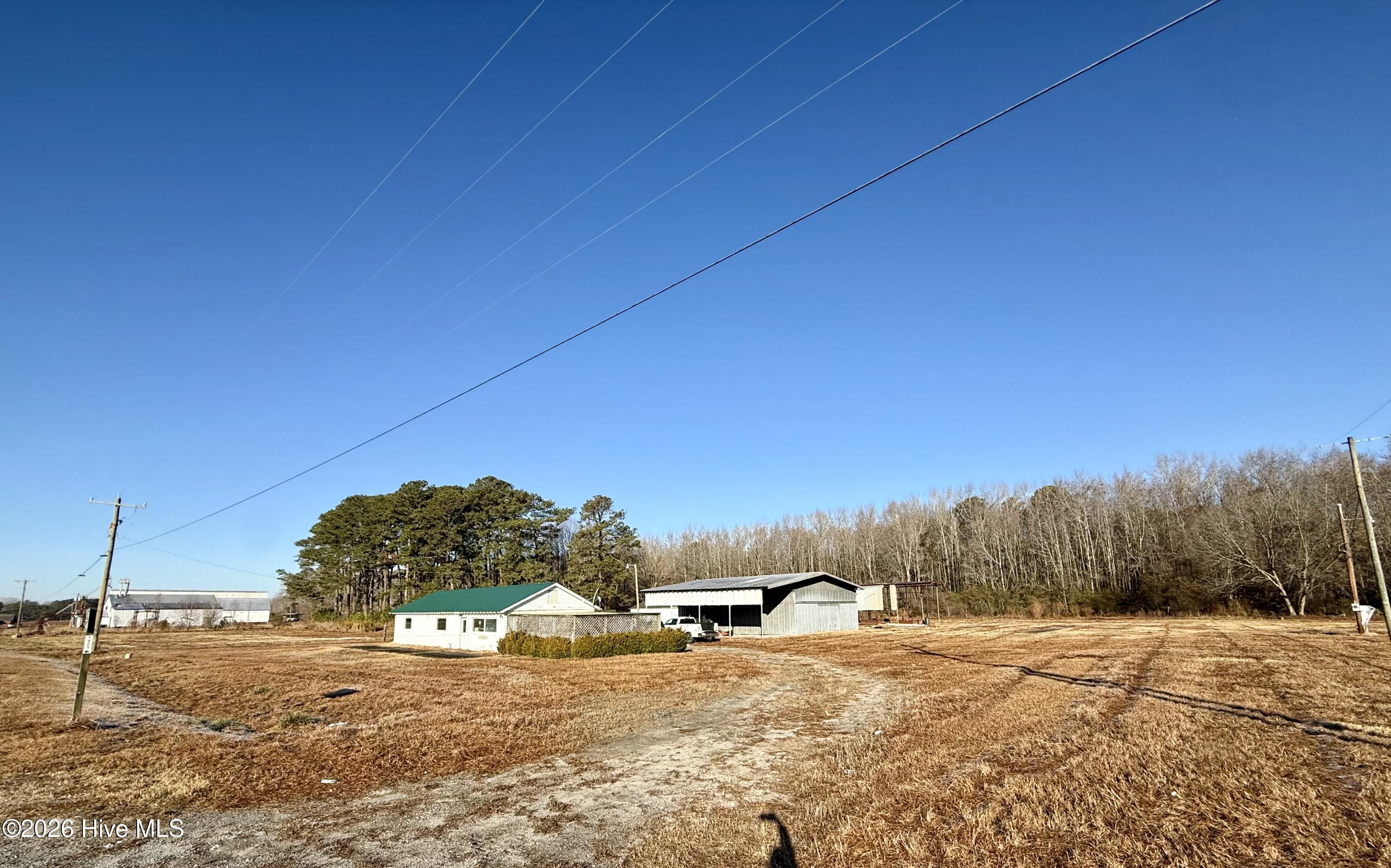 Home in Bethel, NC 27812 — photo 2