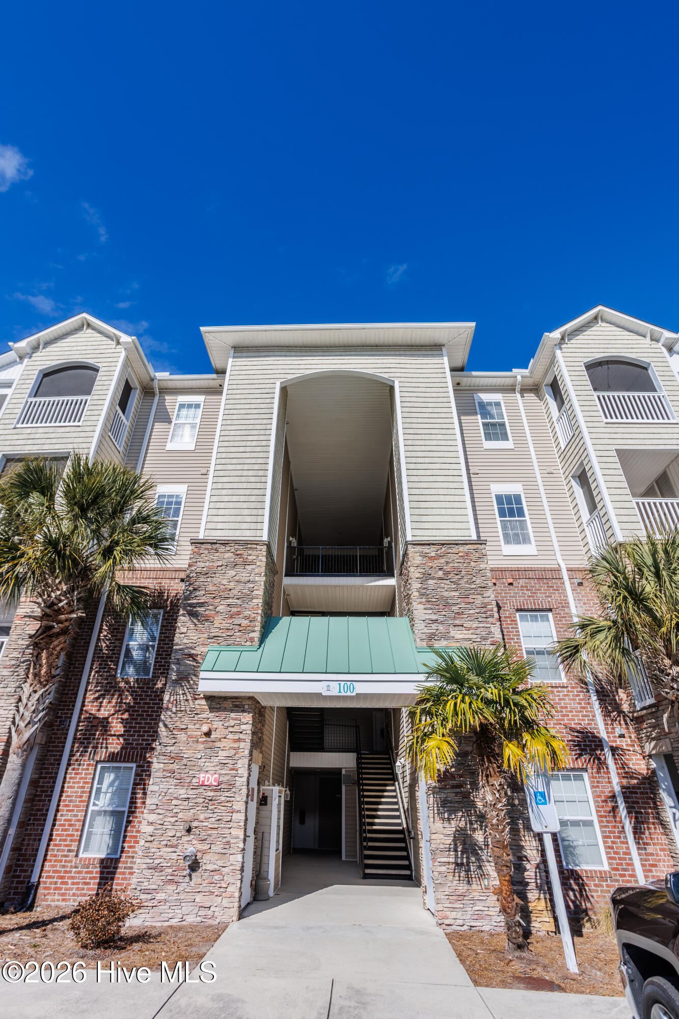 100 Gateway Condos Drive 126 — photo
