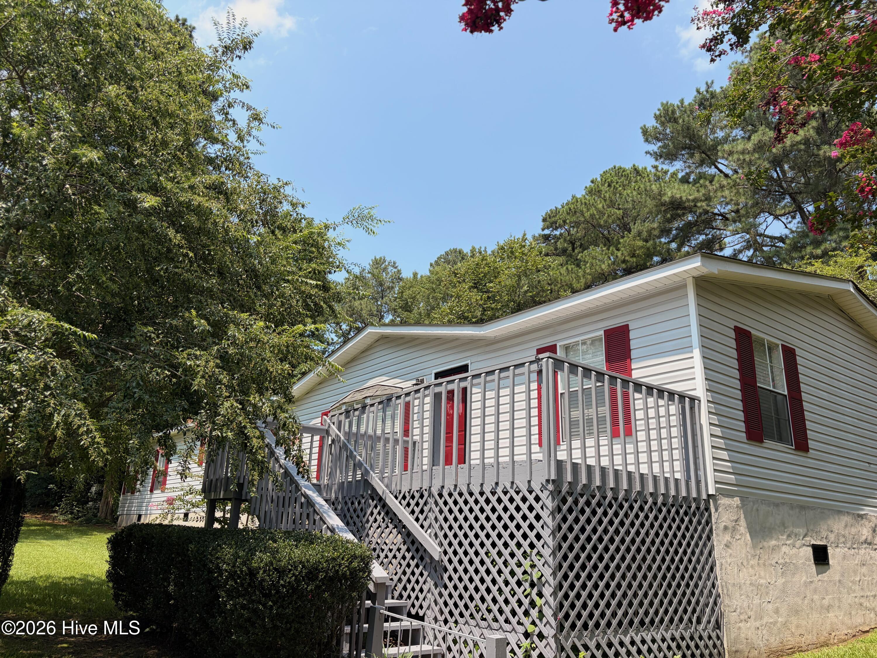 716 Pinecrest Street — photo