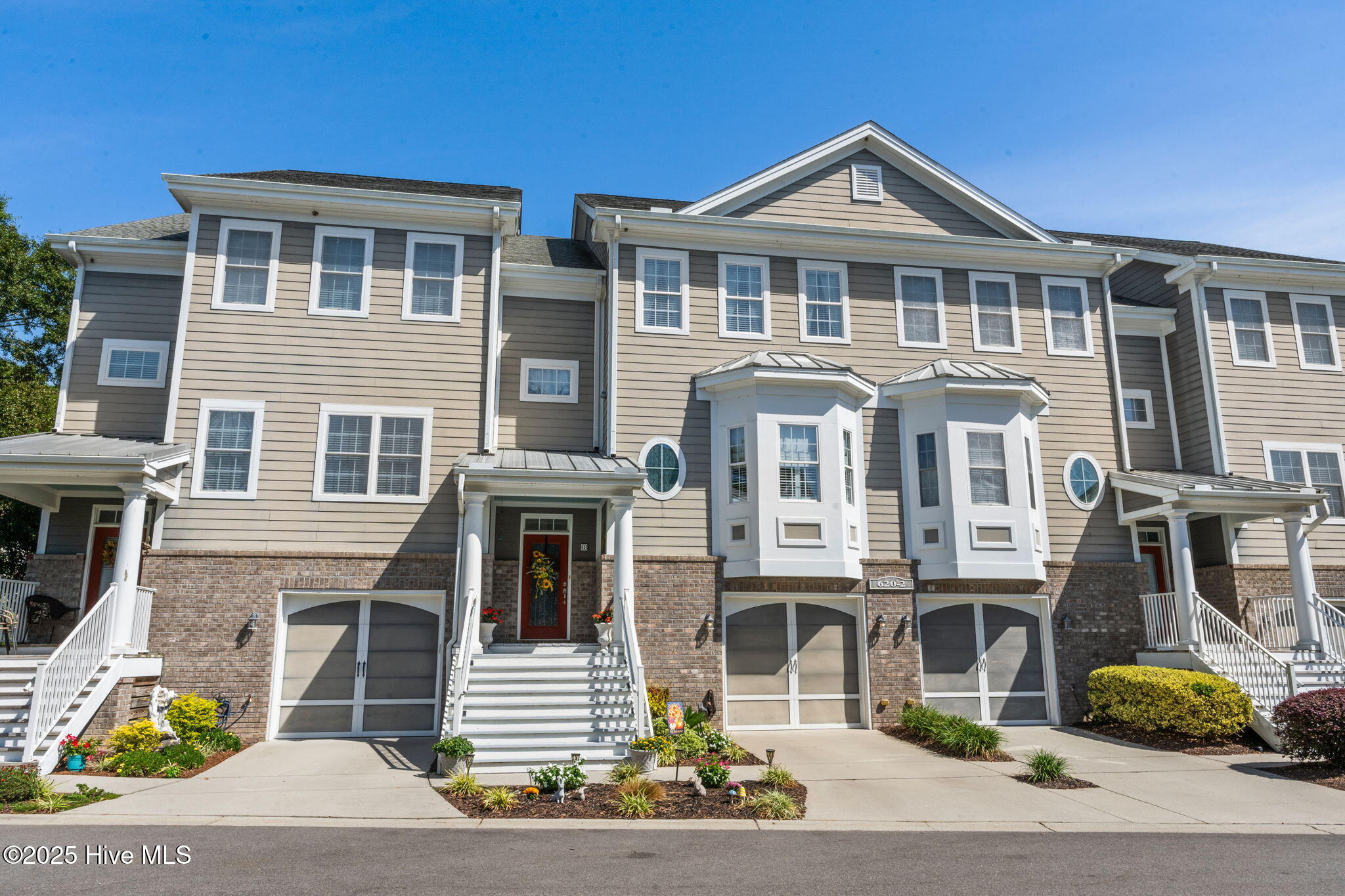 620 Eastwood Park Road Unit 2B — photo