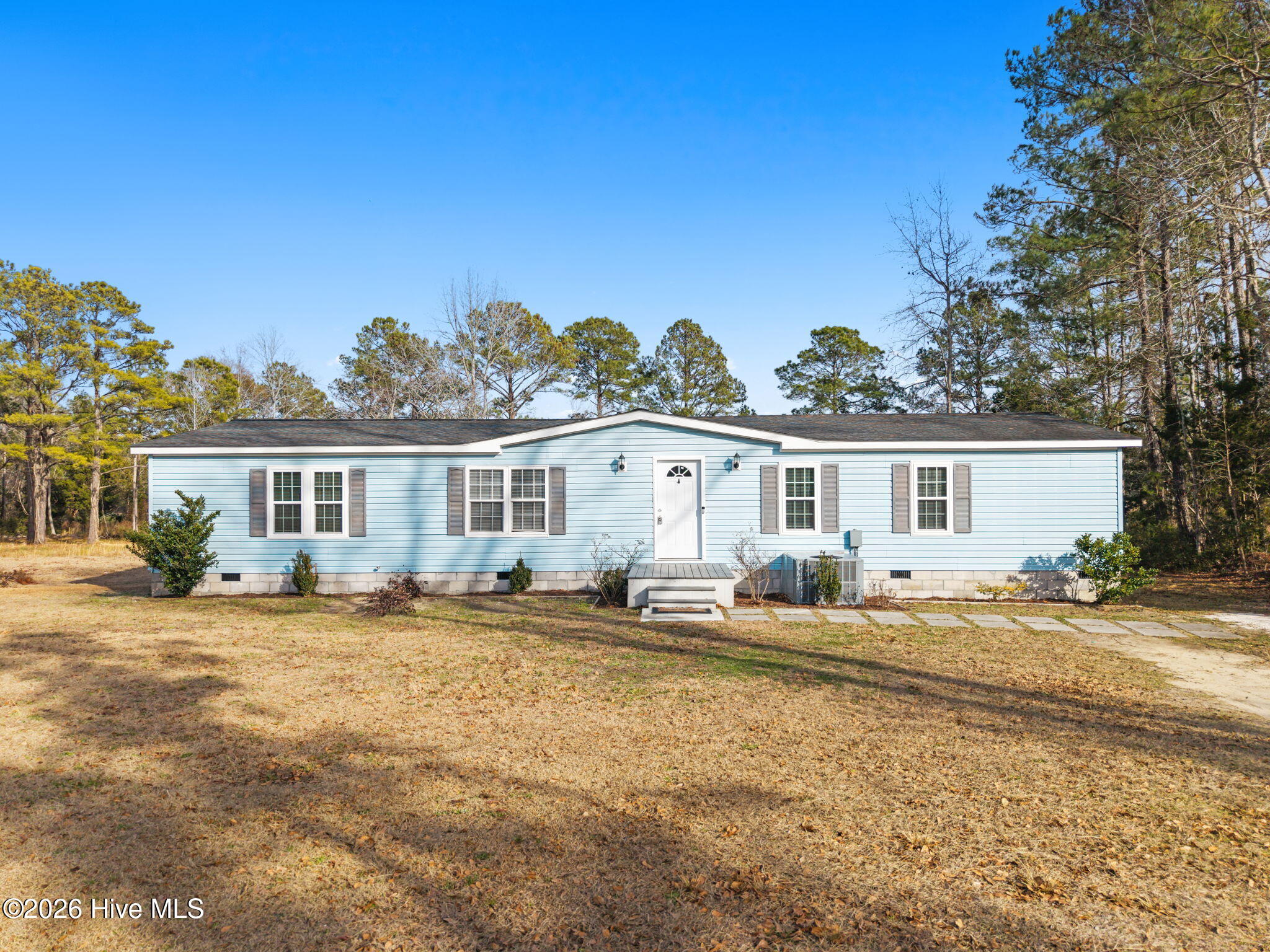 286 Edgewater Drive SW — photo