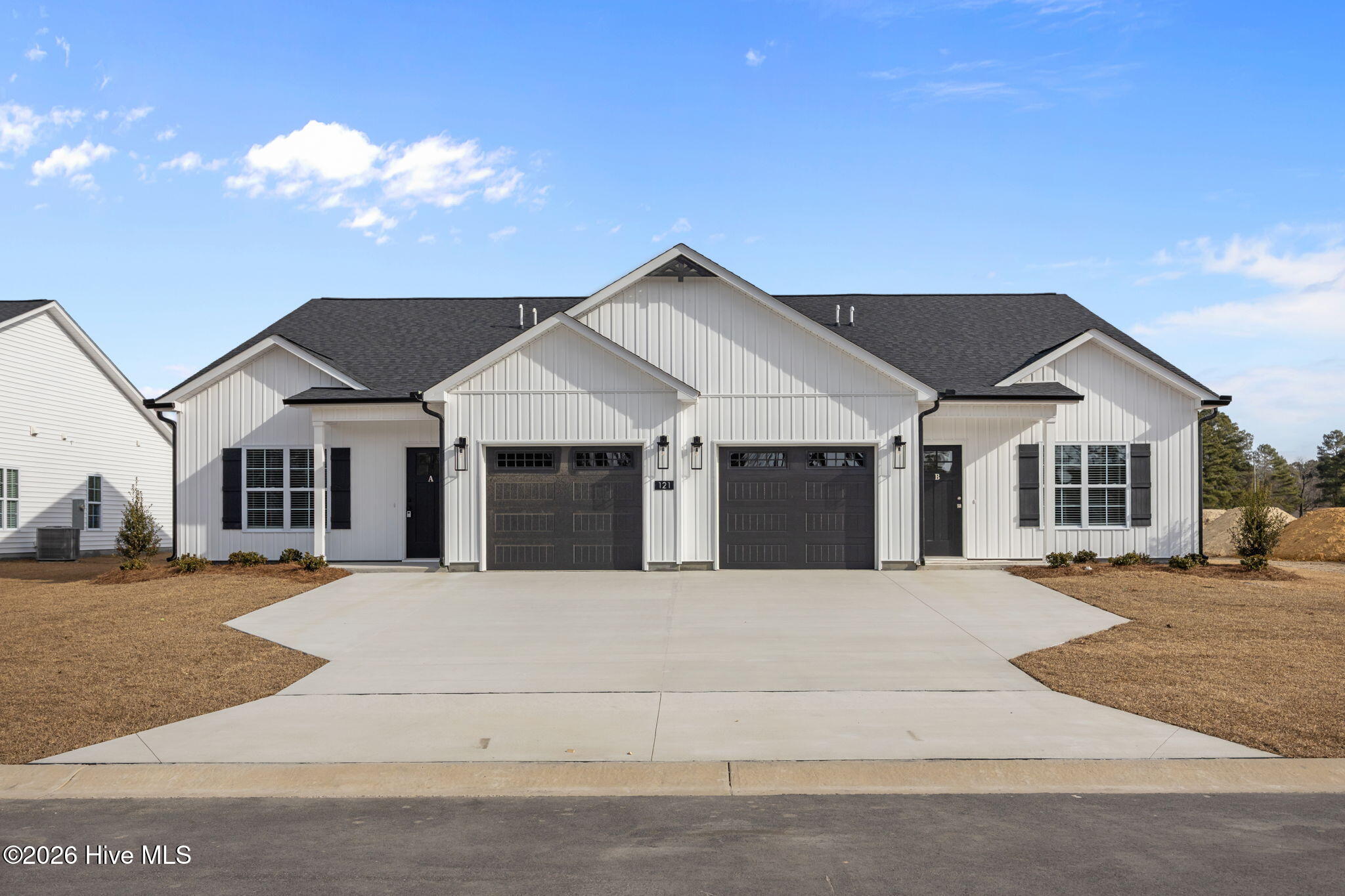 121 Lady O Drive a — photo