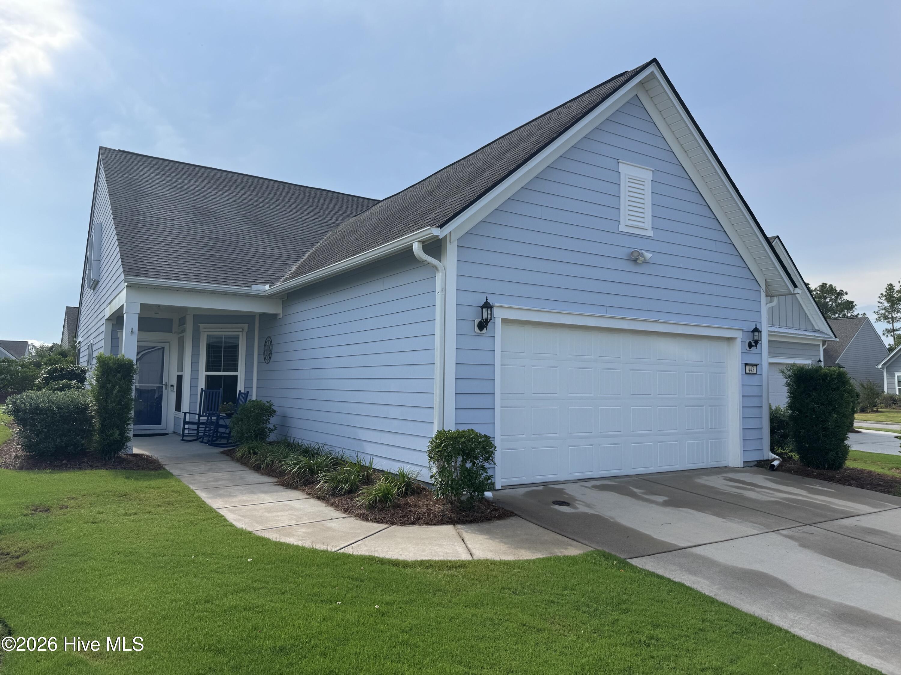 443 Deveraux Drive — photo