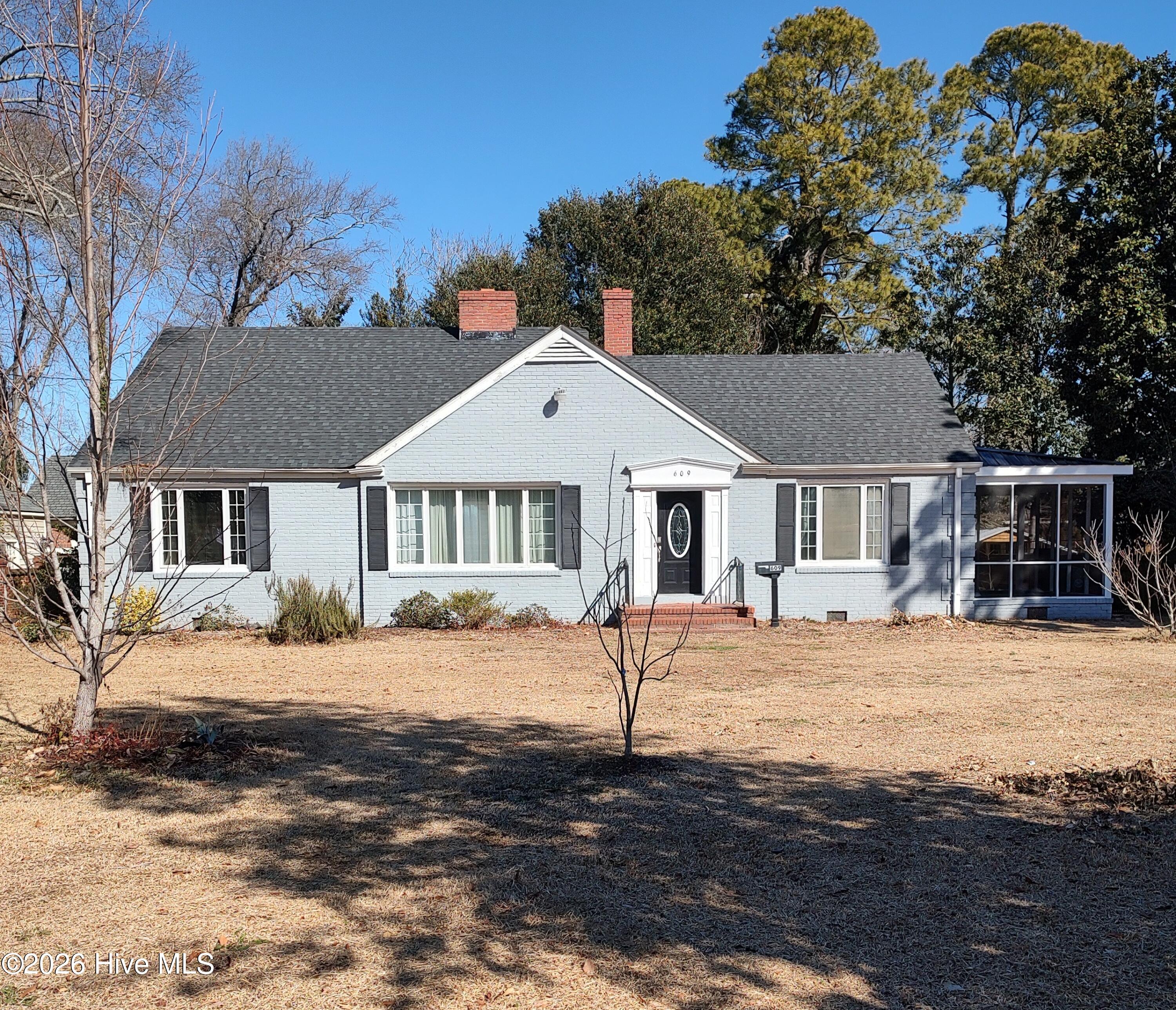 609 Beech Street — photo
