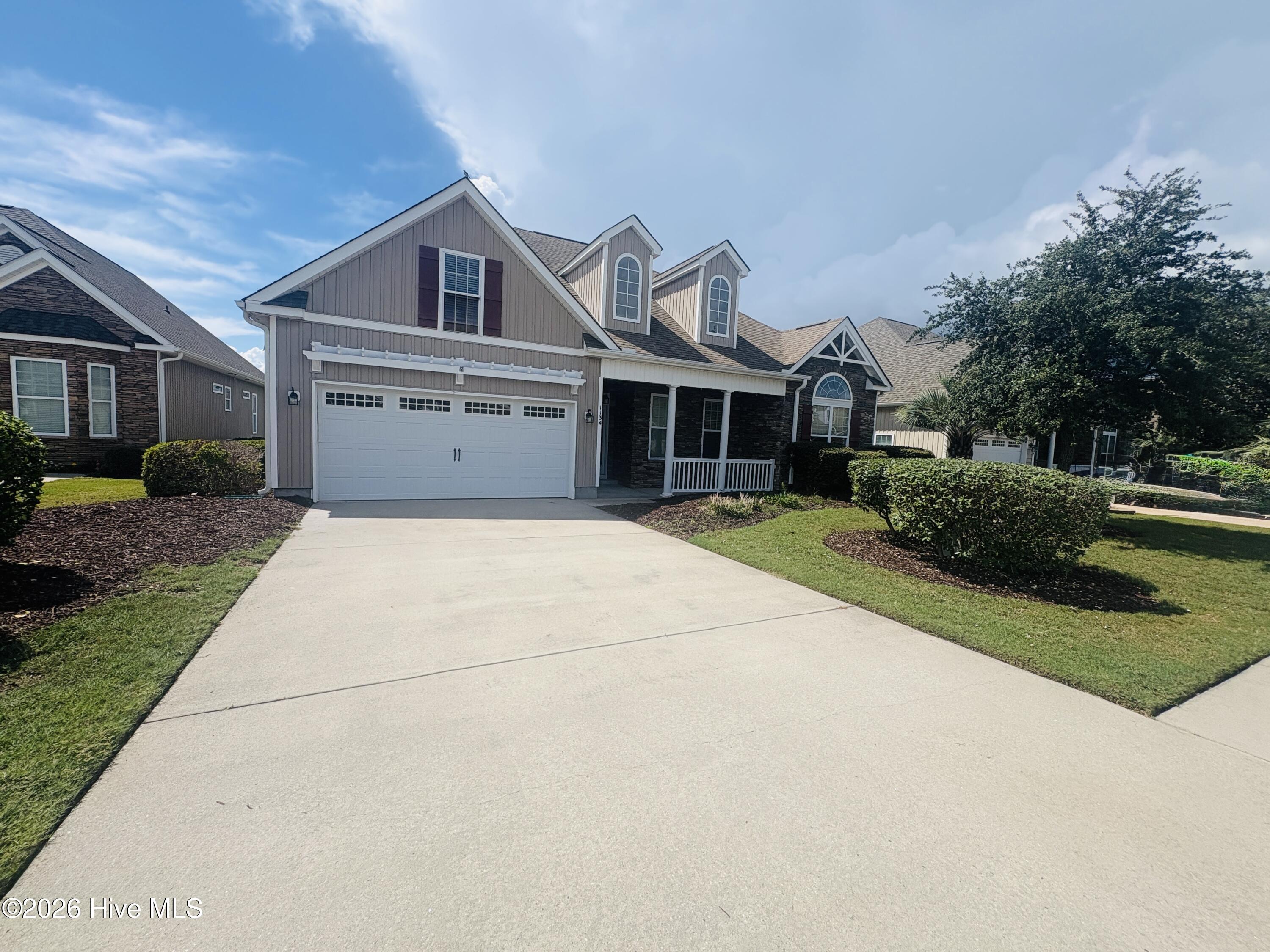 1134 Endeavour Way SW — photo