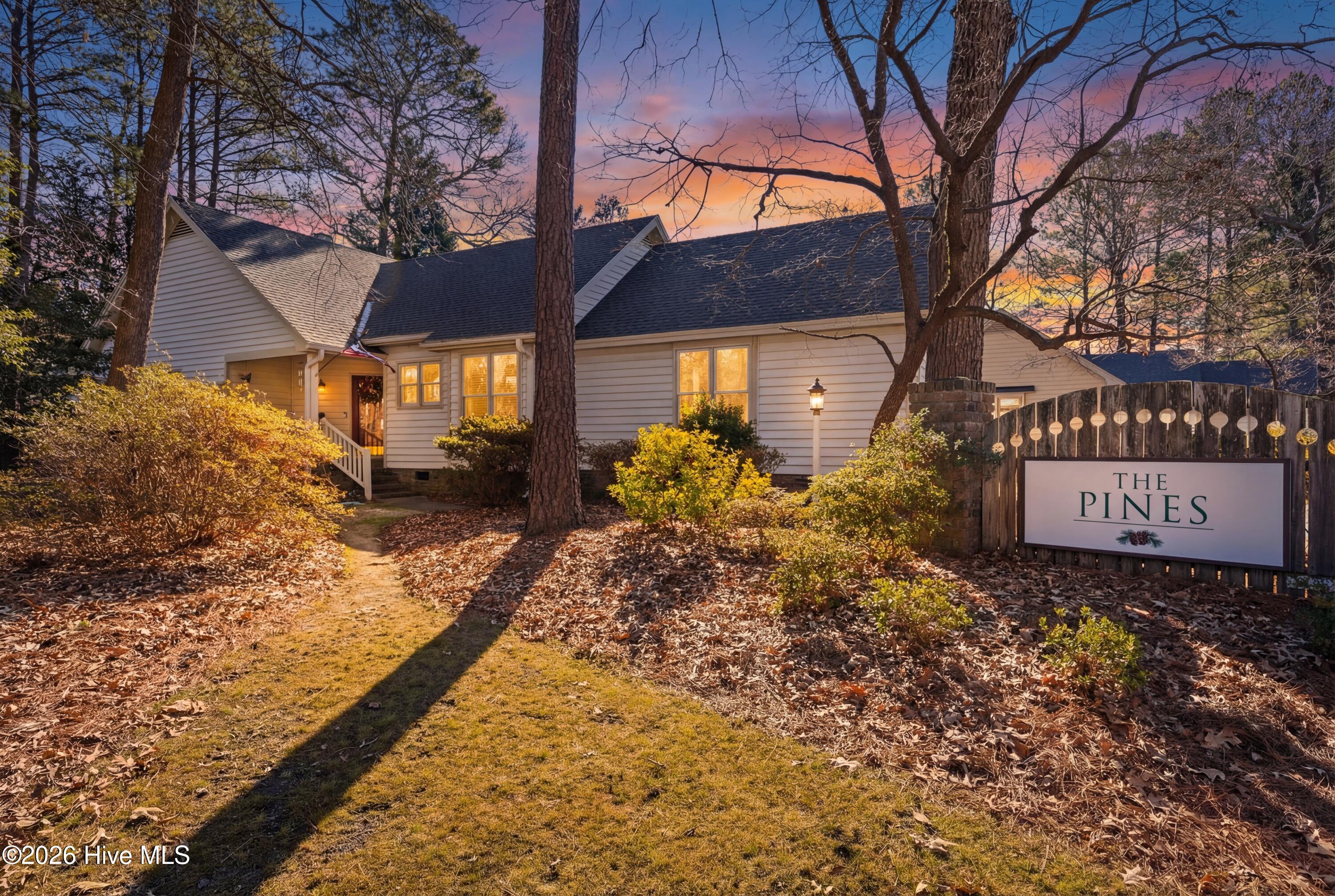 1340 Fairway Terrace — photo