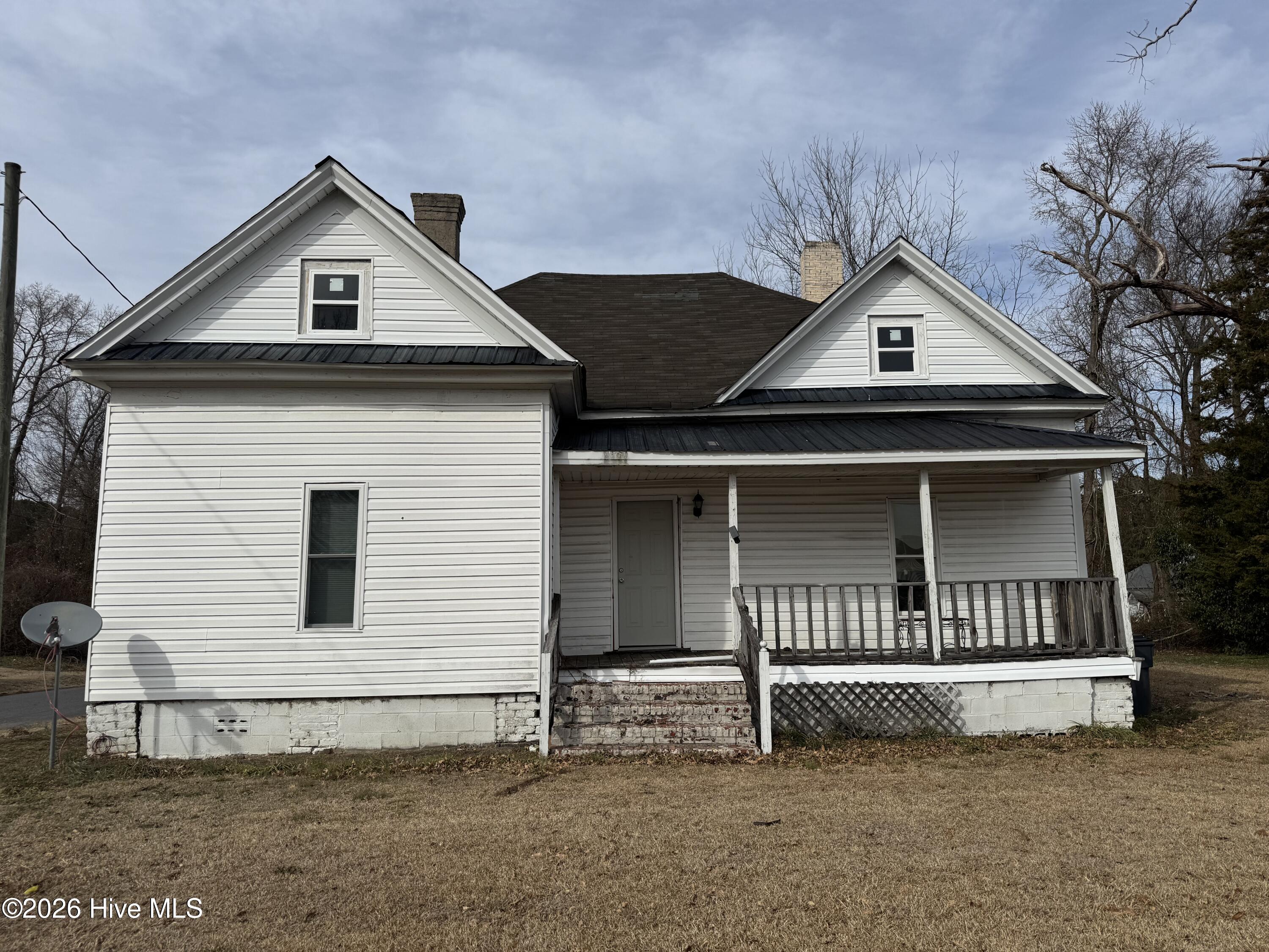 120 Ives Street — photo