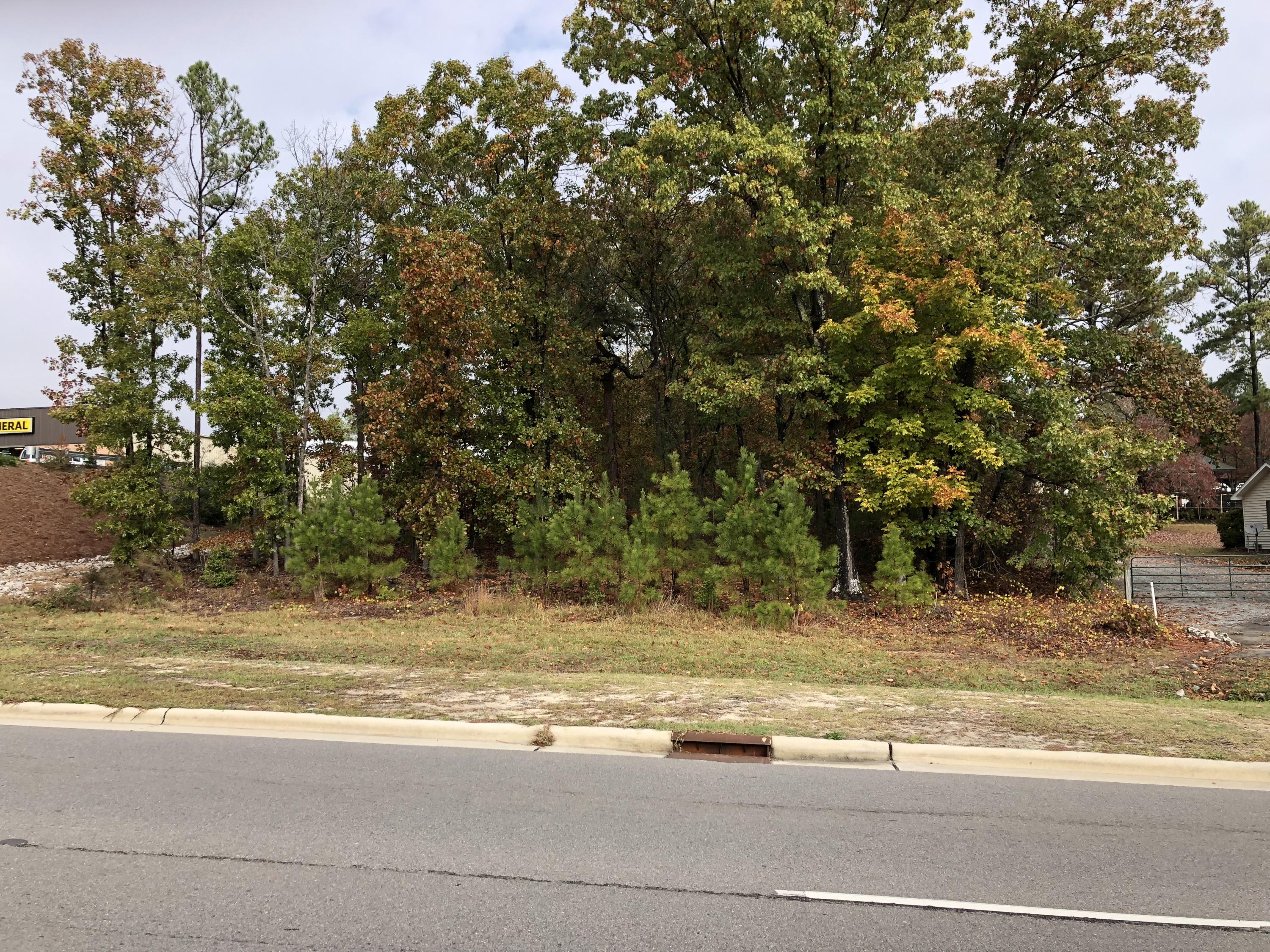 7561 Nc 211 — photo