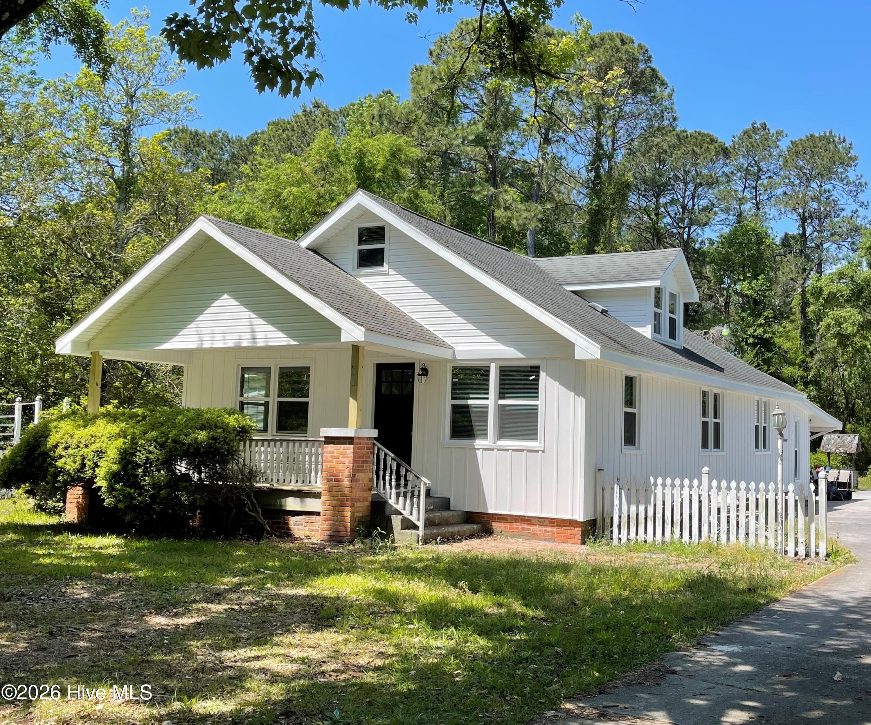 5330 Masonboro Loop Road — photo