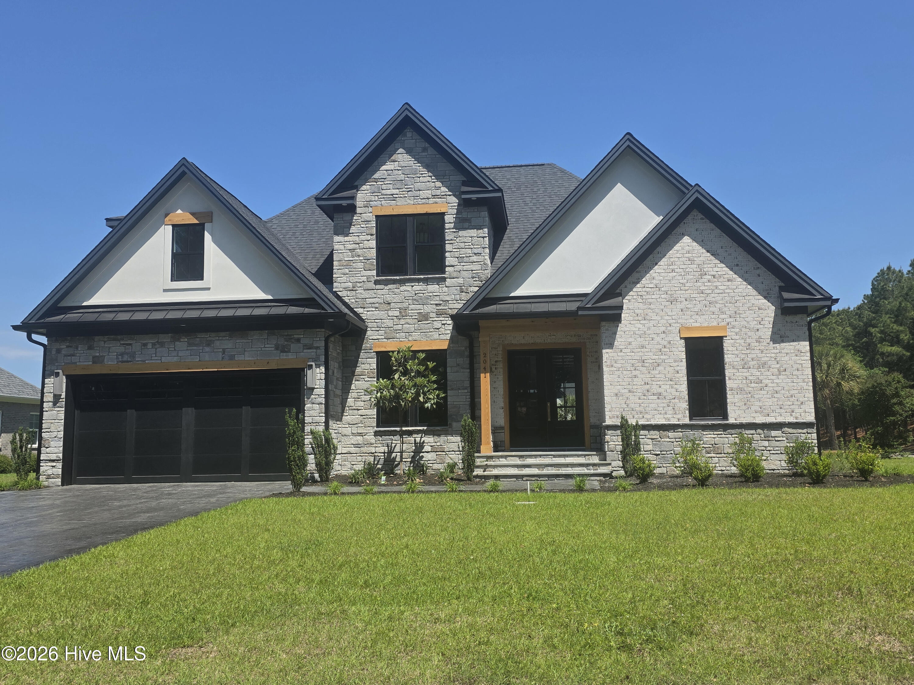2041 Wind Lake Way — photo