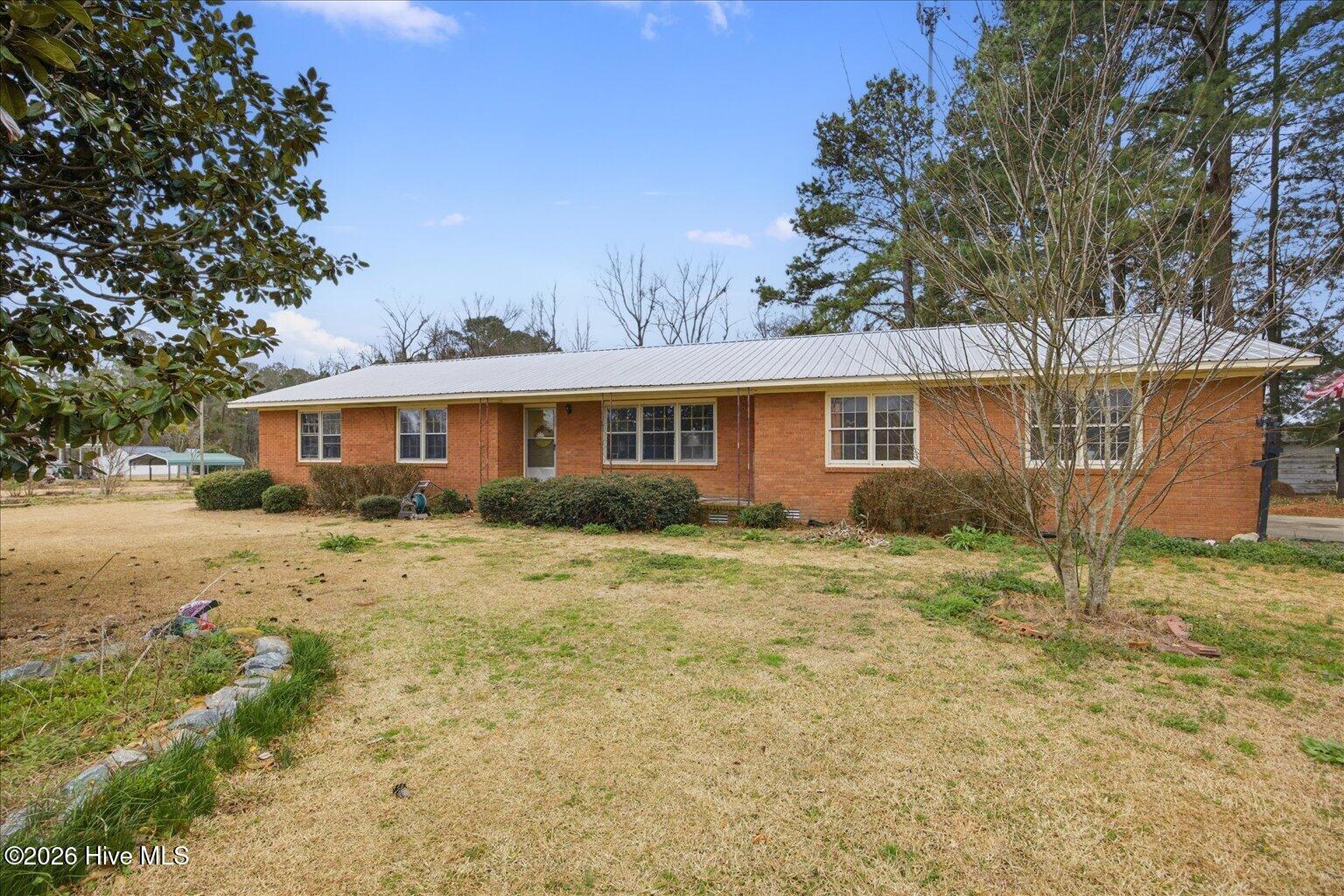 118 Dogwood Lane — photo