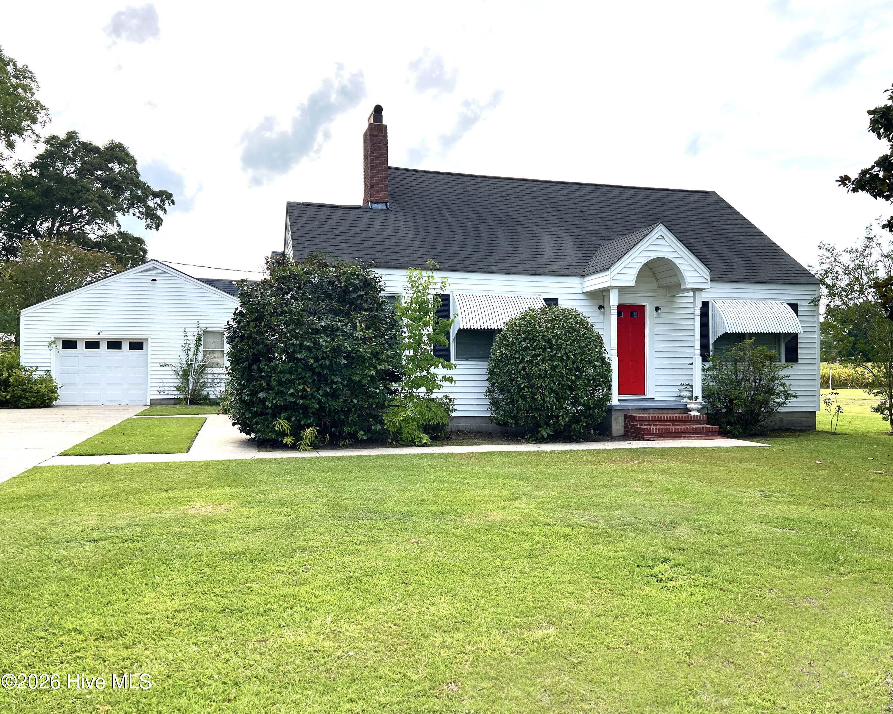 167 Lake Road — photo