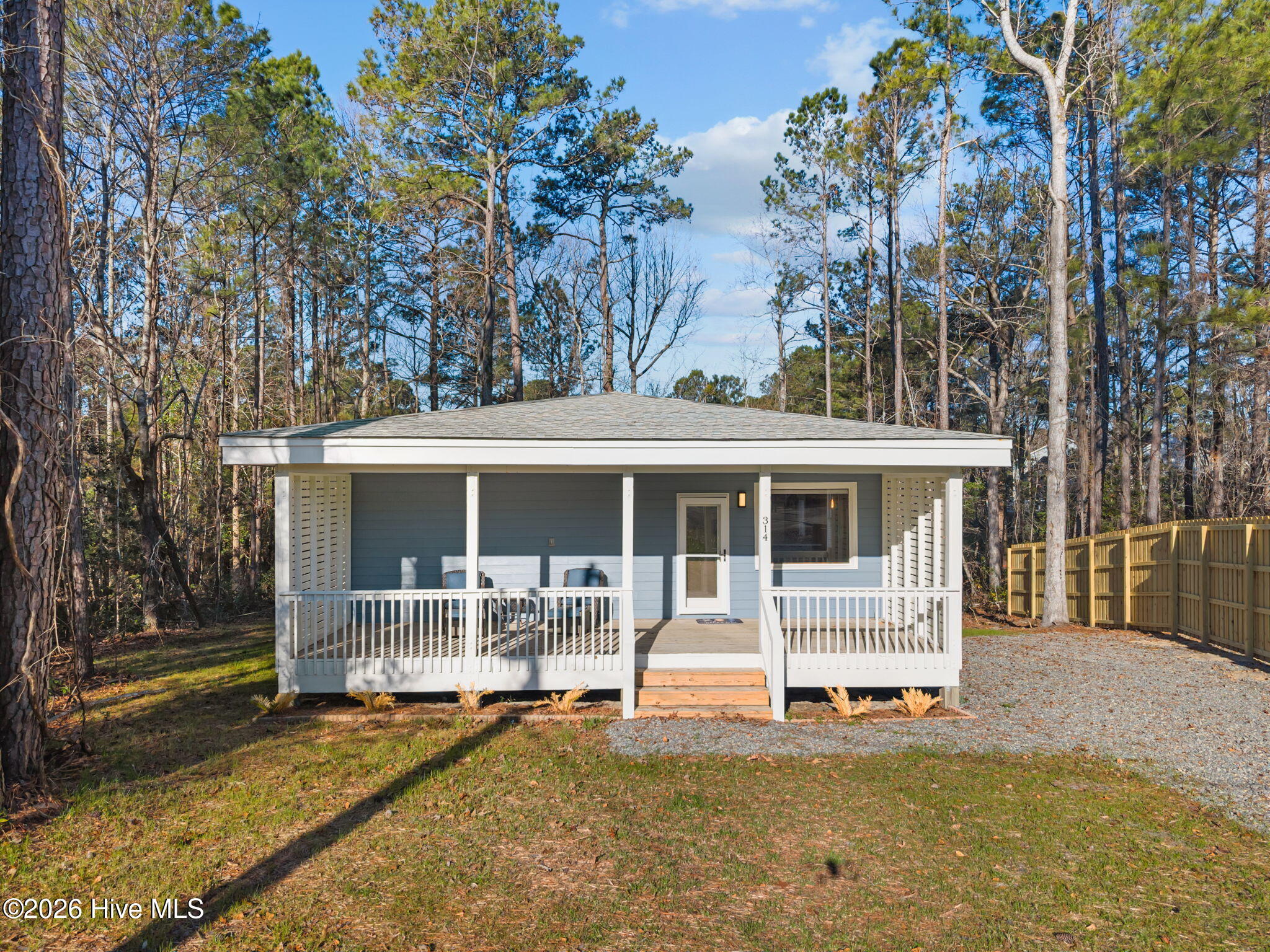 314 Pond View Court — photo