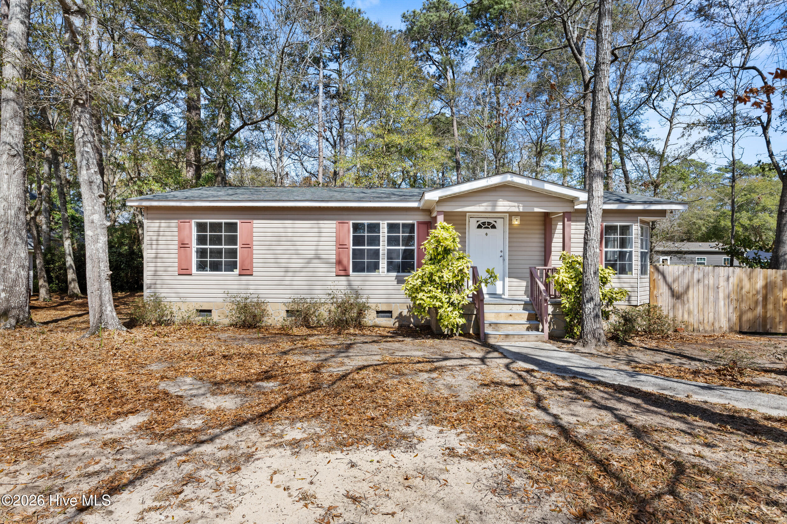 805 Red Lighthouse Lane — photo