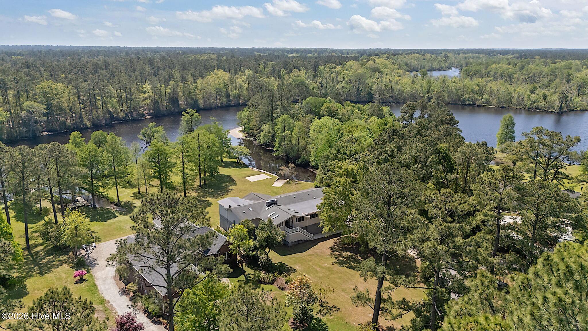 244 Shoreline Drive — photo