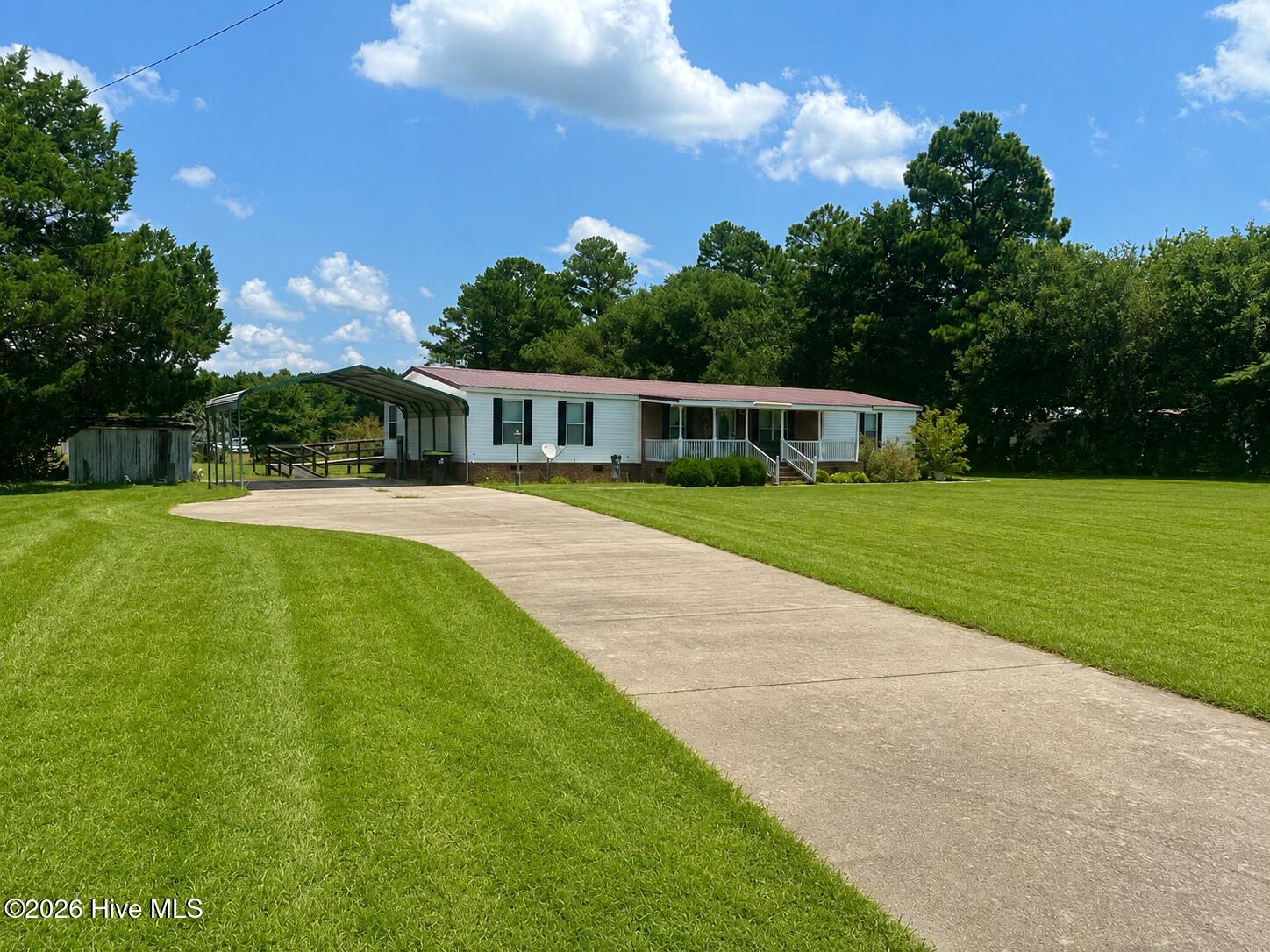 70 Rough Horn Road — photo